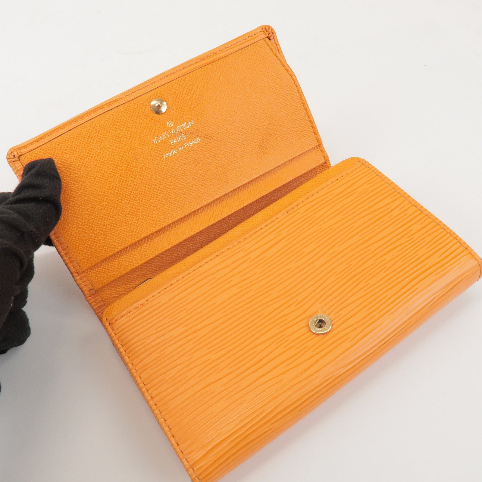 Louis Vuitton Ep Leather Porte Monnaie Billets Tresor Wallet M6350H