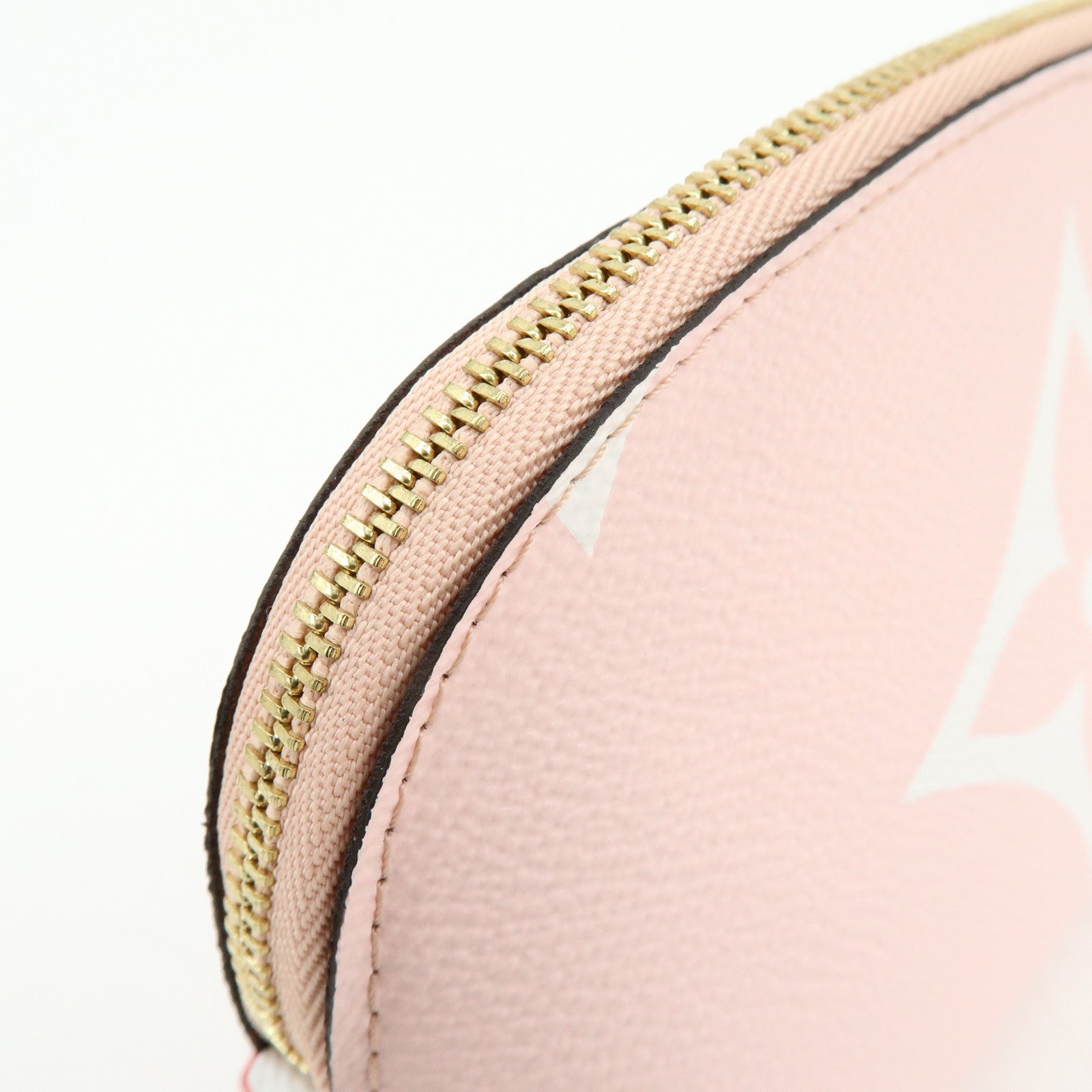 Louis Vuitton Monogram Giant Pochette Cosmetic PM Rouge M67694