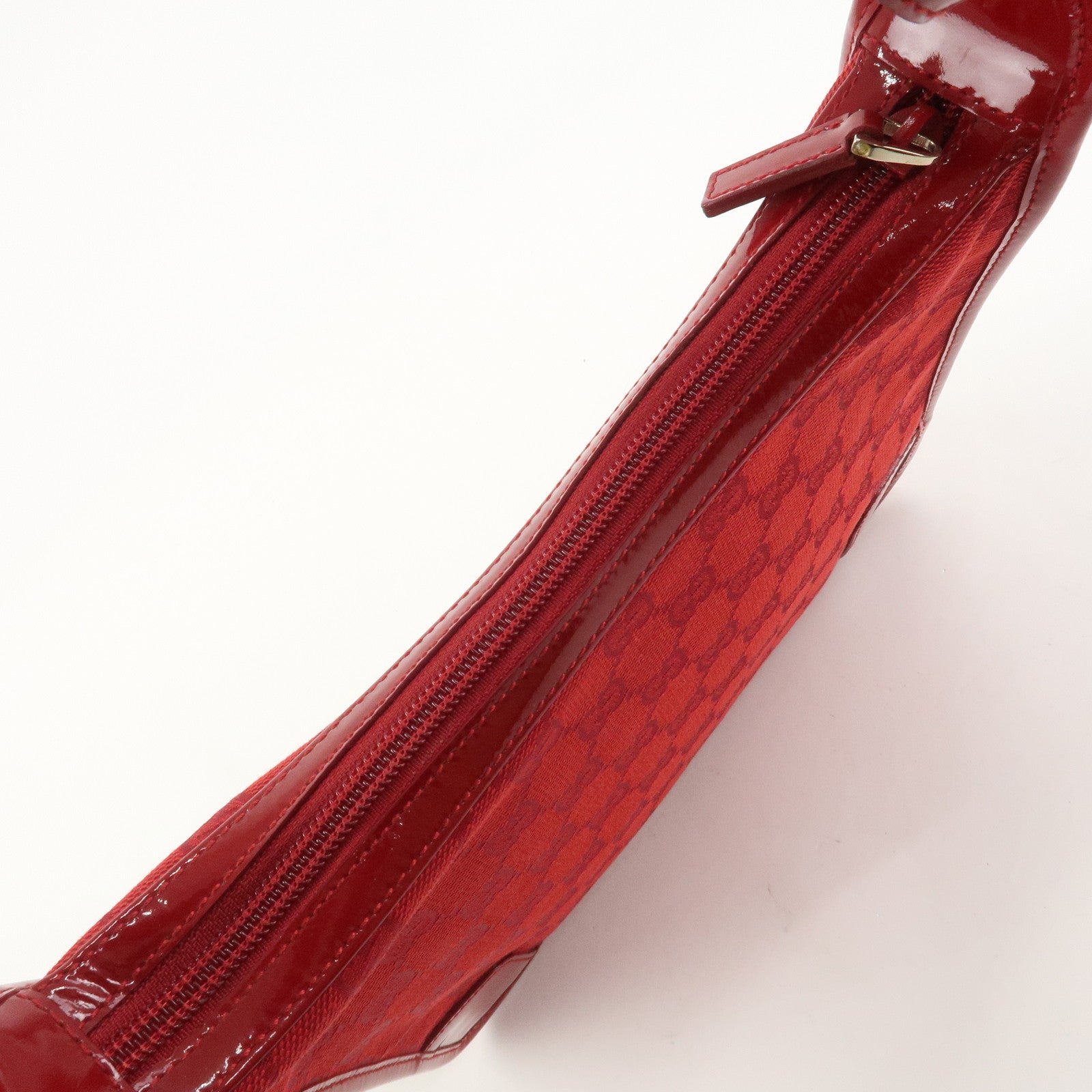 GUCCI GG Canvas Patent Leather Shoulder Bag Hand Bag Red 001・4206