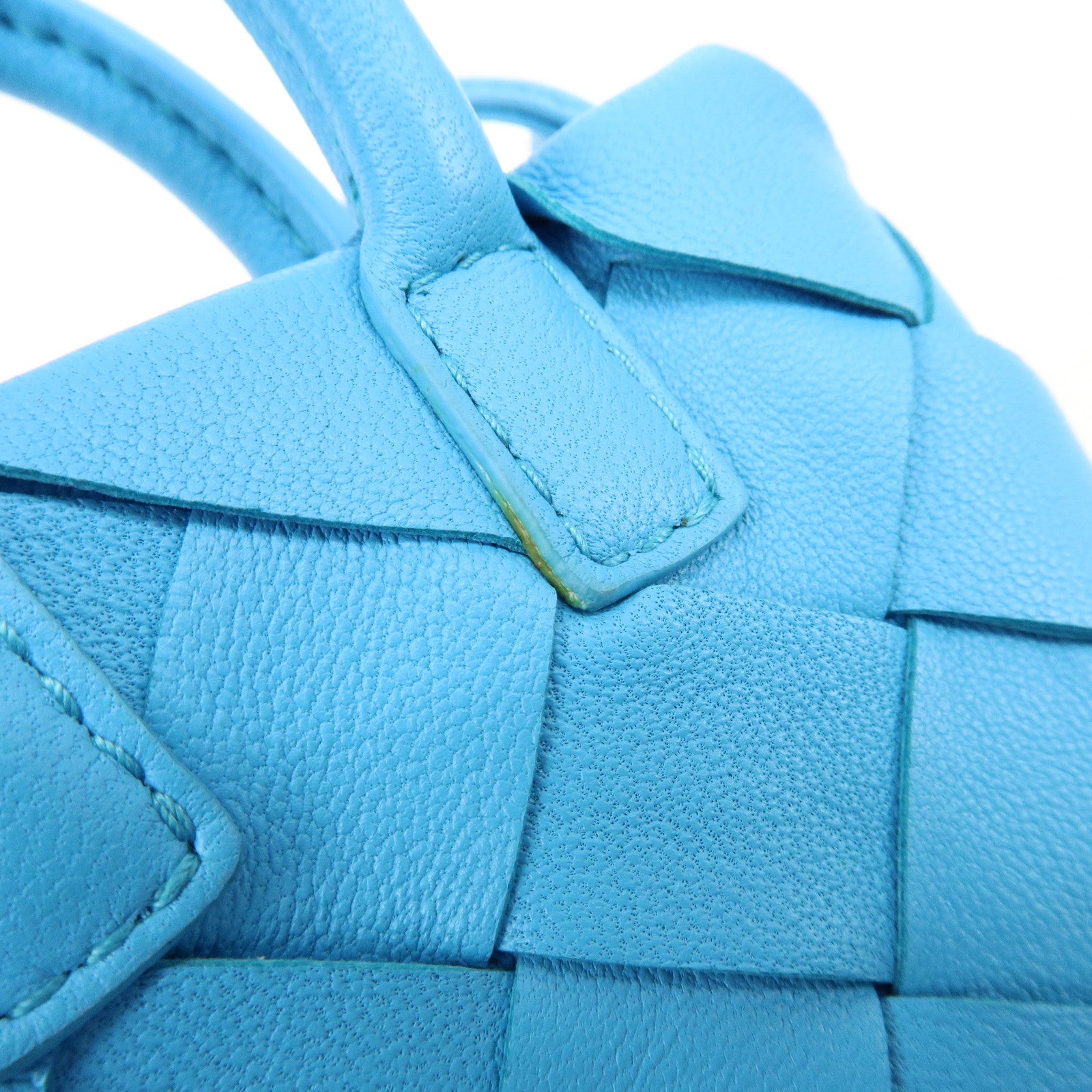 BOTTEGA VENETA Intrecciato Nappa Leather Bag Charm Light Blue