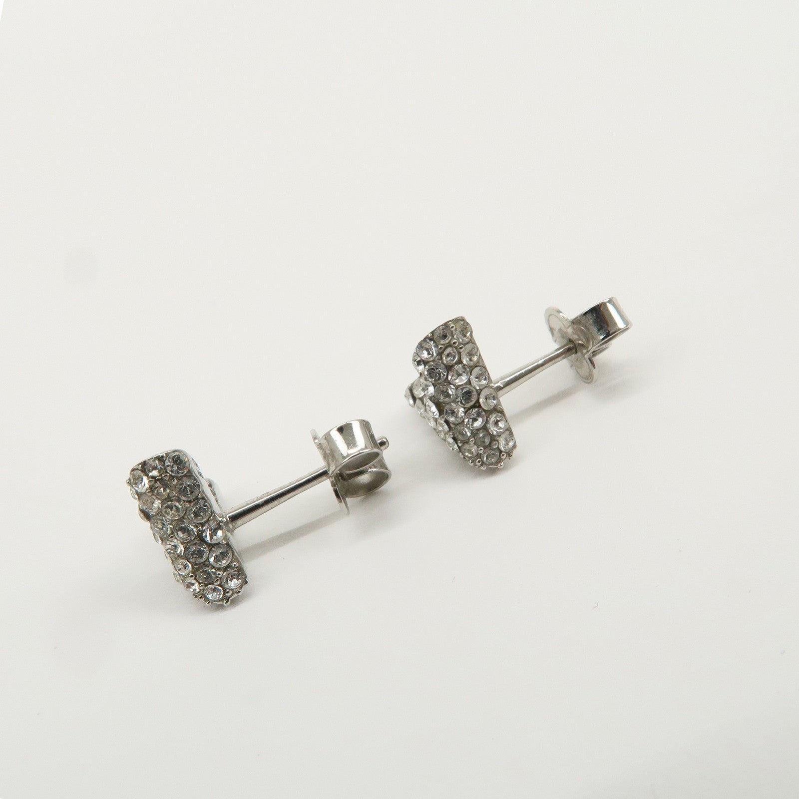 Louis Vuitton Essential V Strass Metal Earrings Silver M67316