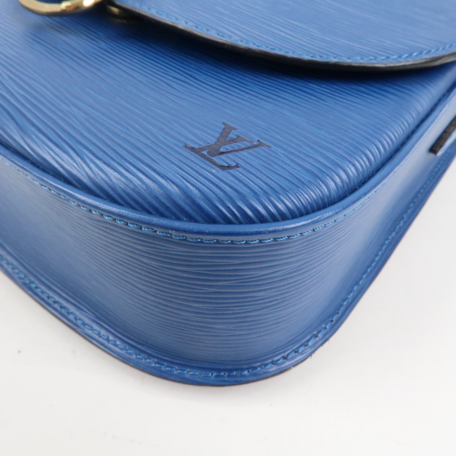 Louis Vuitton Epi Saint Cloud Shoulder Bag Toledo Blue M52195
