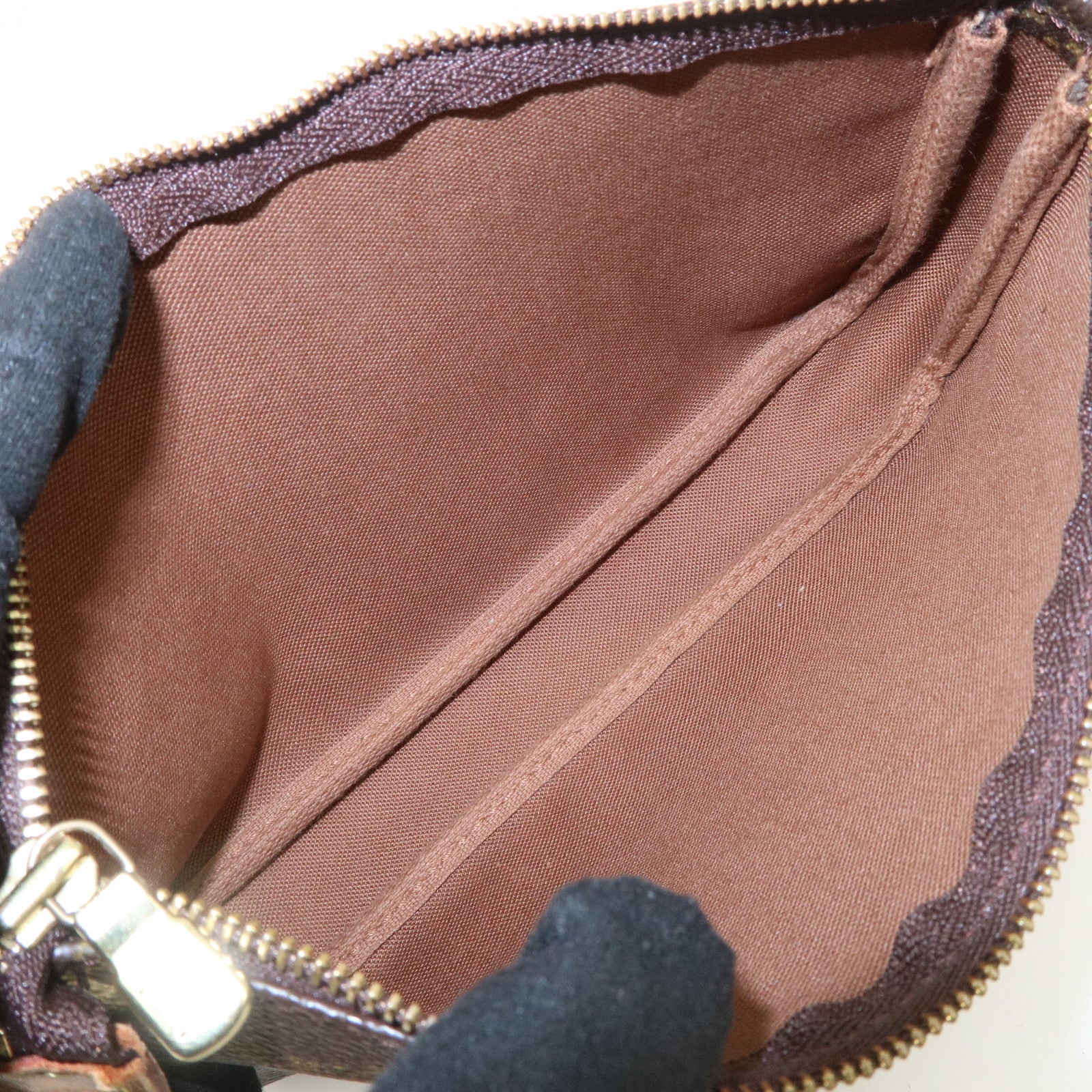 Louis Vuitton Monogram Pochette Accessoires Hand Bag Brown M51980