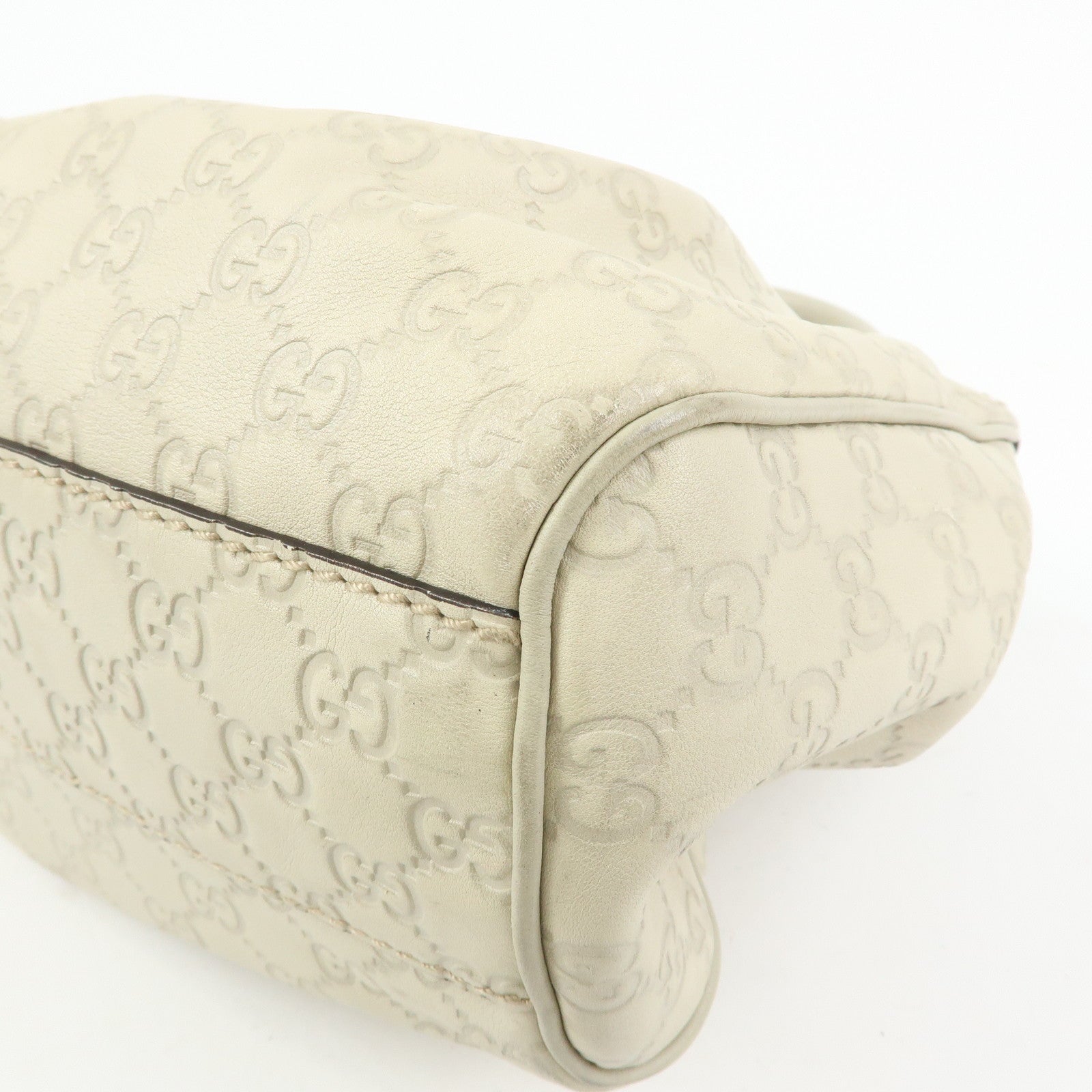 GUCCI Sukey Interlocking G Guccissima Leather Hand Bag Ivory 211944
