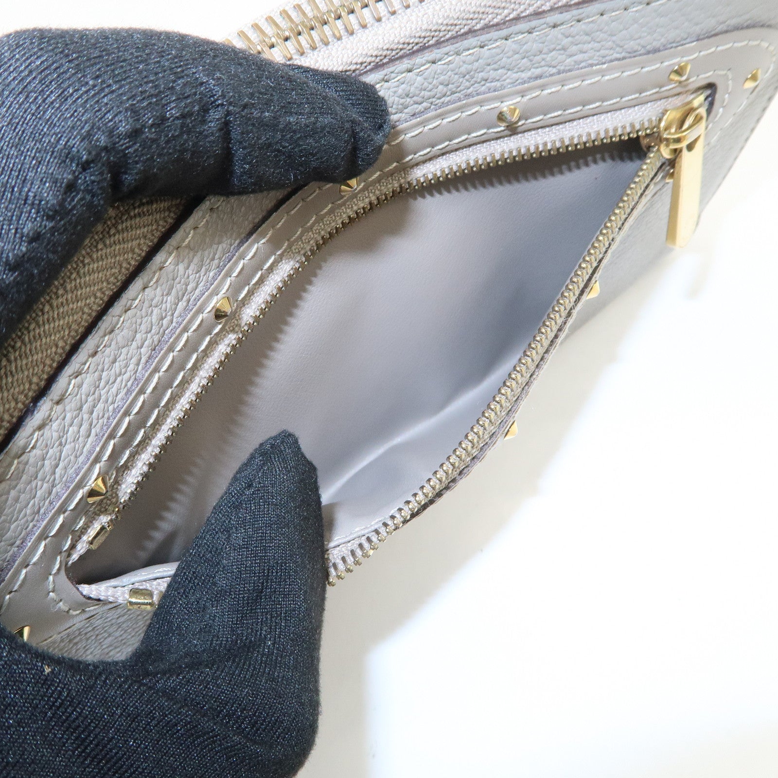 Louis Vuitton Suhali Leather Zippy Long Wallet Vérone M93028