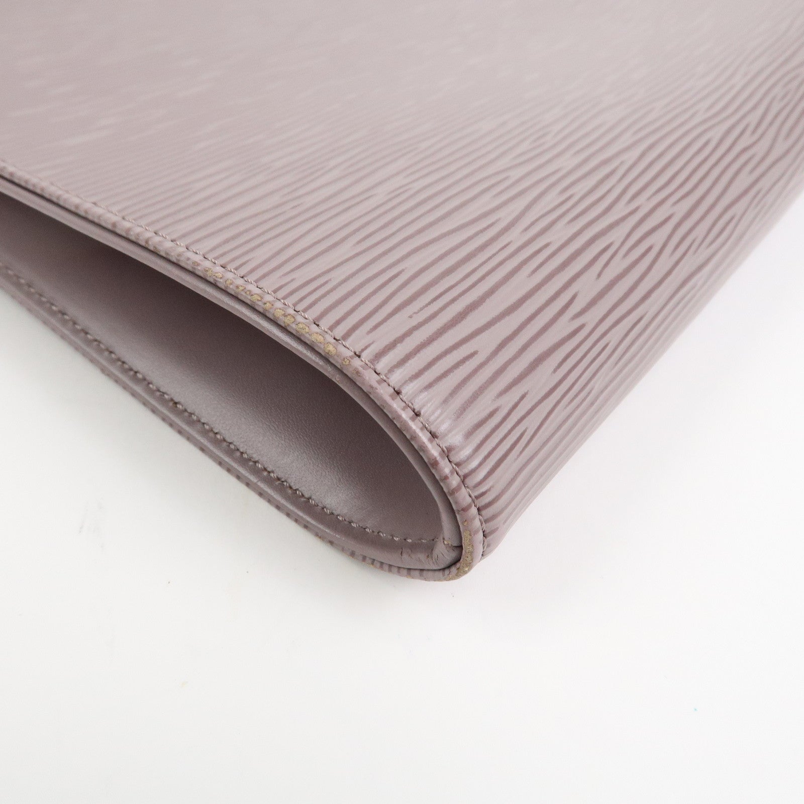 Louis Vuitton Epi Croisette PM Shoulder Bag Lilac M5249B