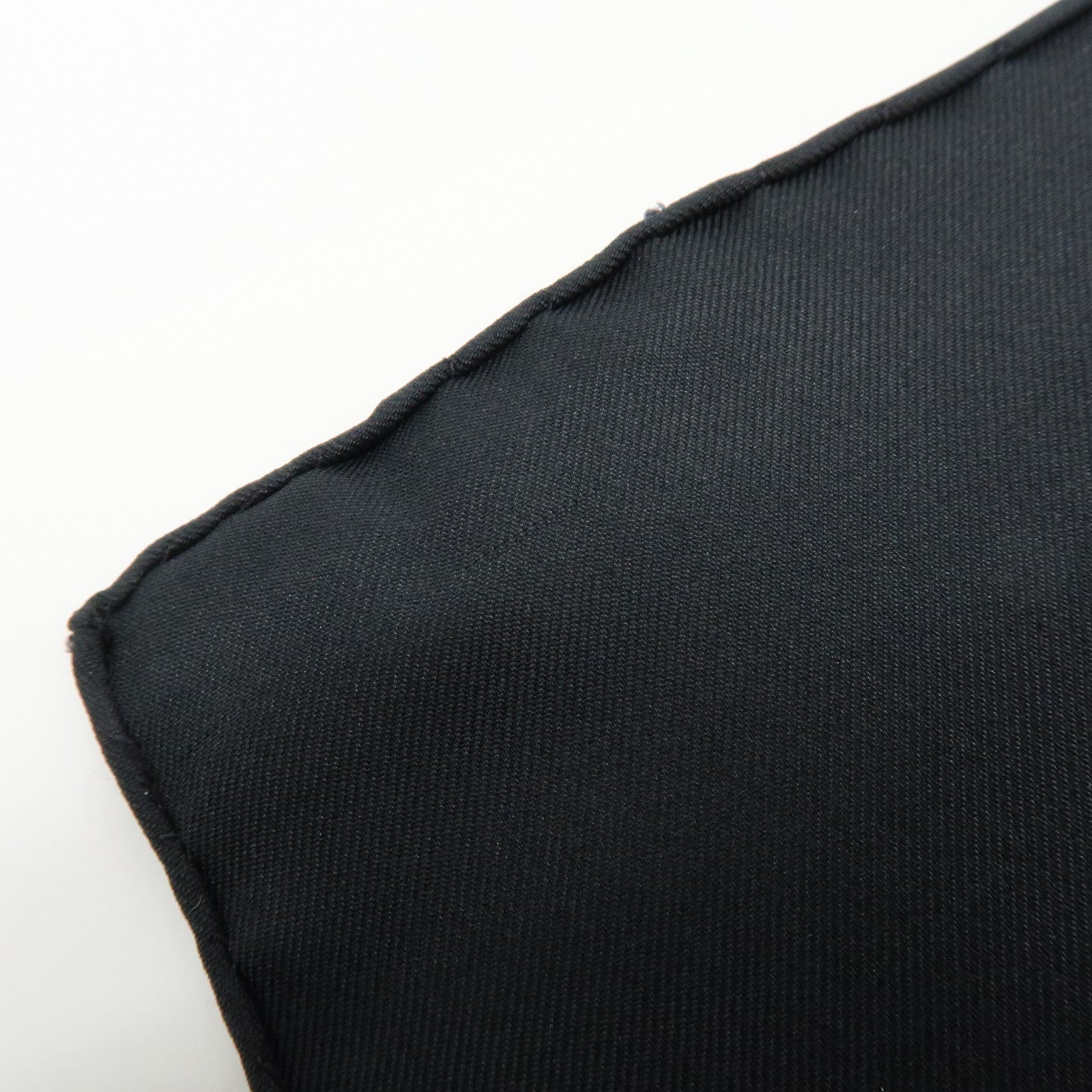 HERMES Carre 90 Silk 100% Scarf PASSIFLORES Black Gold