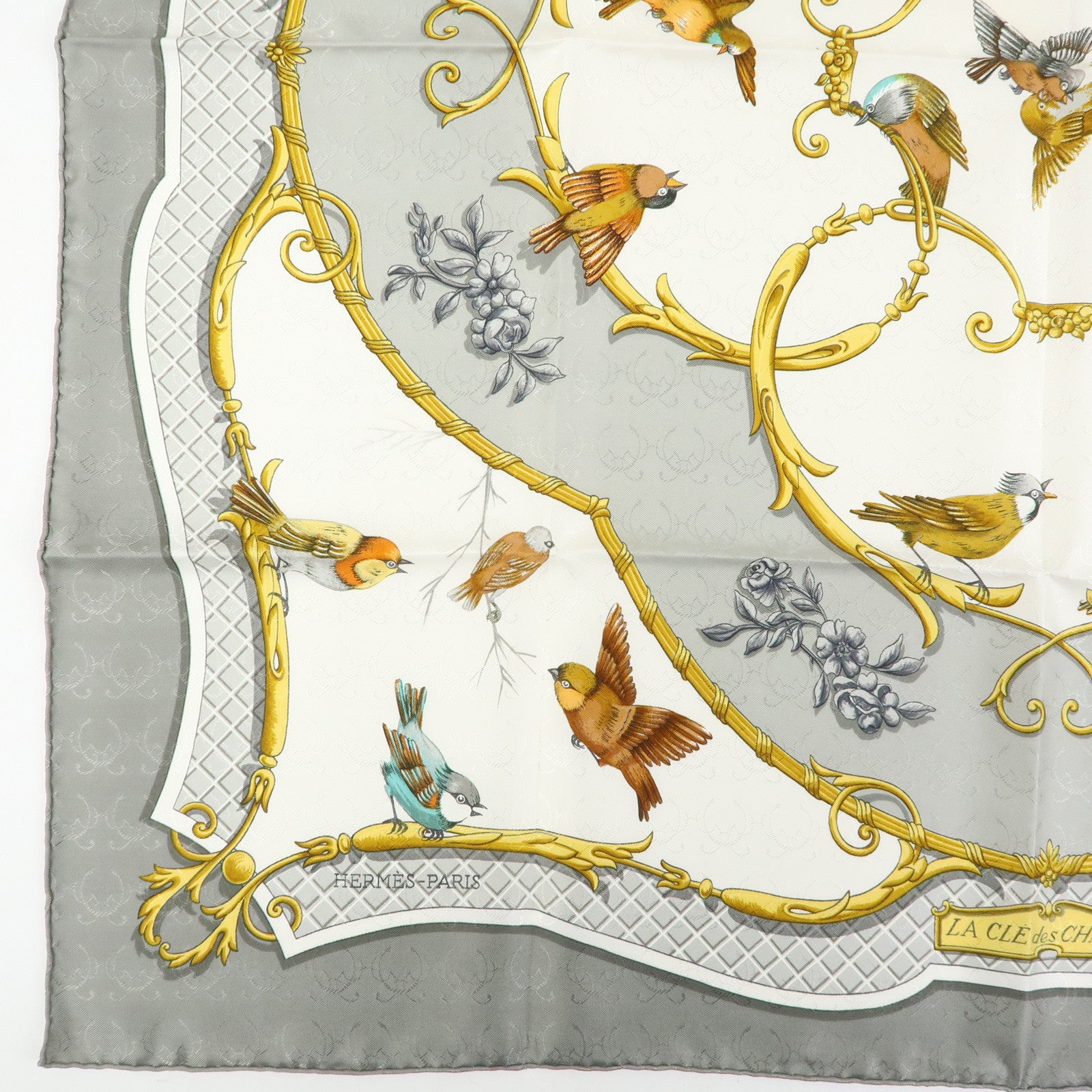 HERMES Carre 90 Silk 100% Scarf LA CLE des CHAMPS Gray Gold Brown