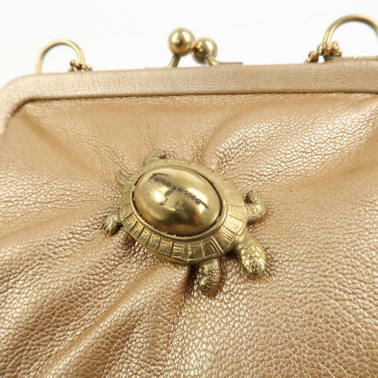 Ferragamo Leather Turtle Motif Chain Hand Bag Metallic Pink Beige