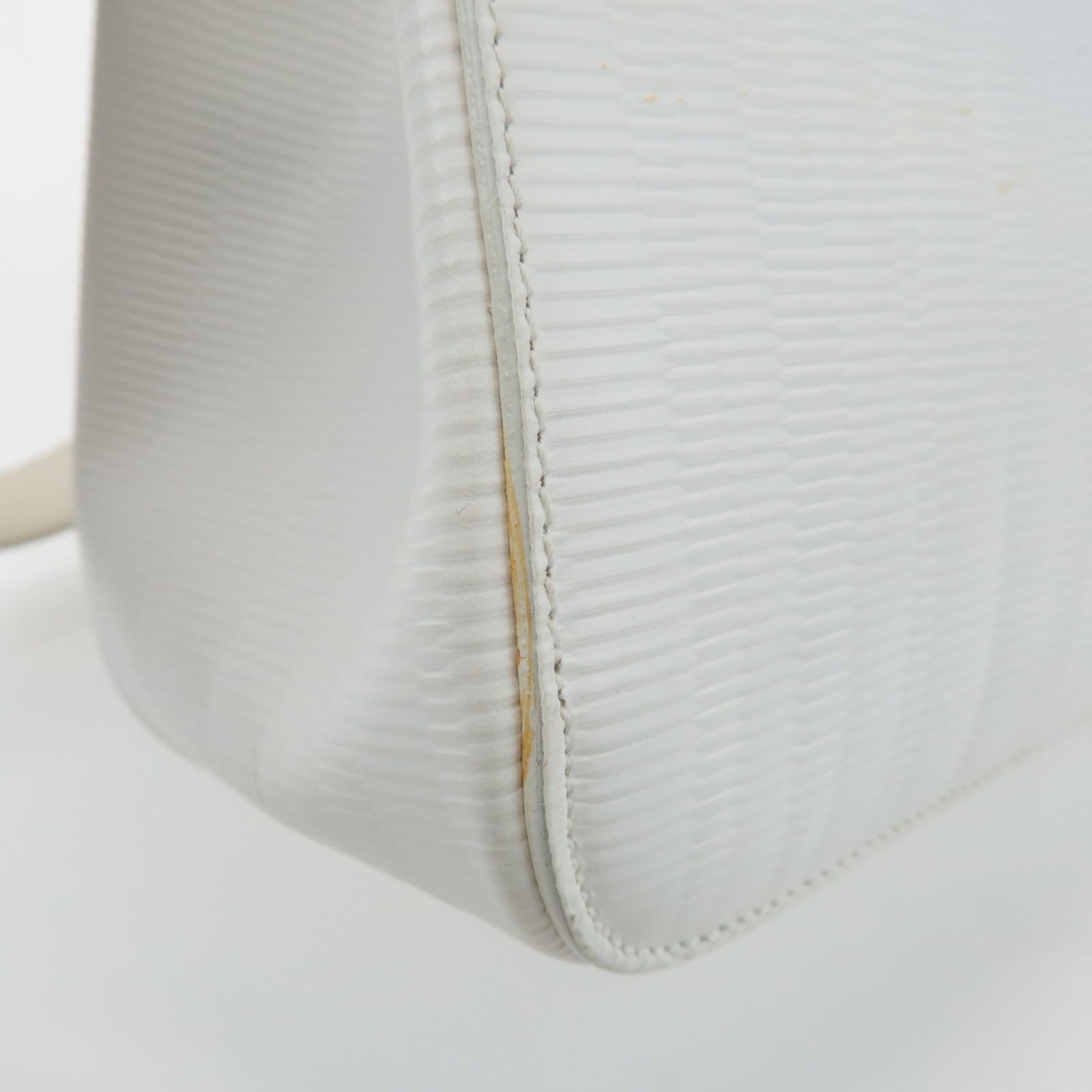 Ferragamo Gancini  Leather Shoulder Bag White Silver HDW Used