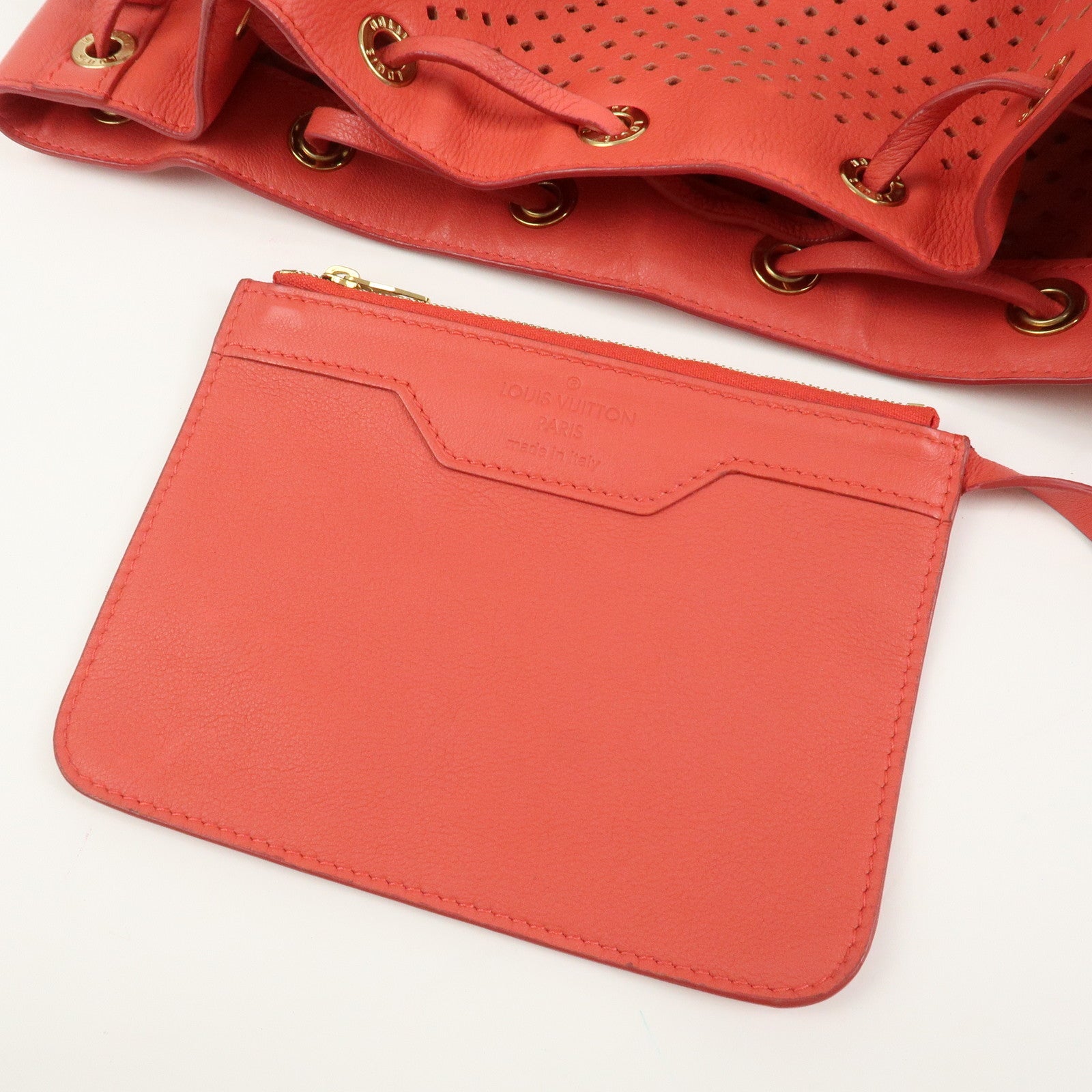 Louis Vuitton Perfo Noe Shoulder Bag 2012 Collection Corail M94074