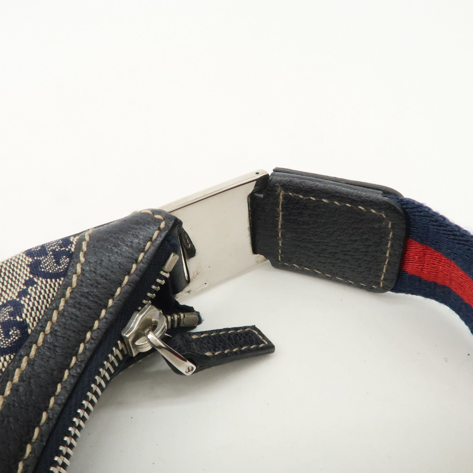 GUCCI Sherry GG Canvas Shoulder Bag Beige Navy 145811