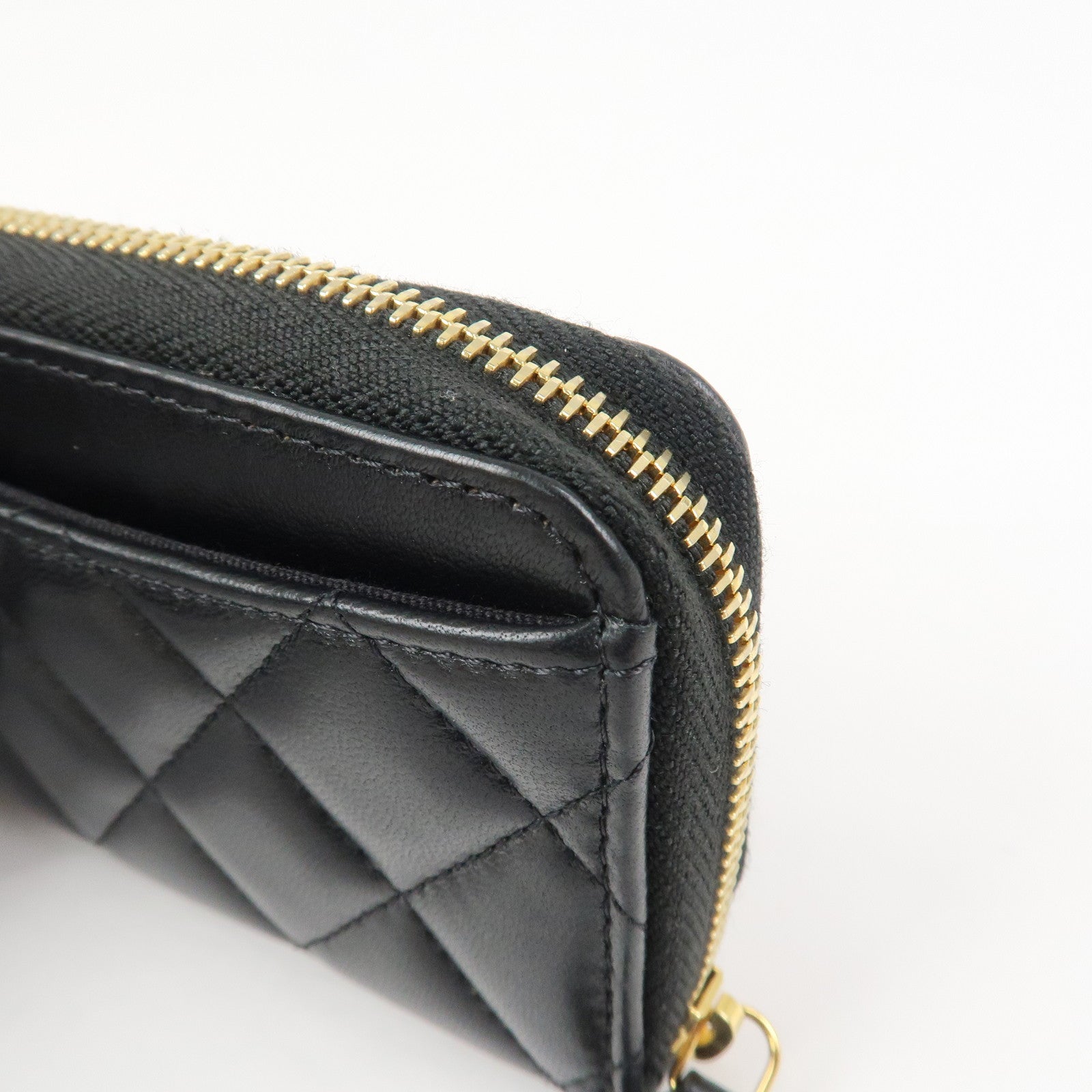 CHANEL Matelasse Lamb skin Classic Zippy Coin Case Black AP0216