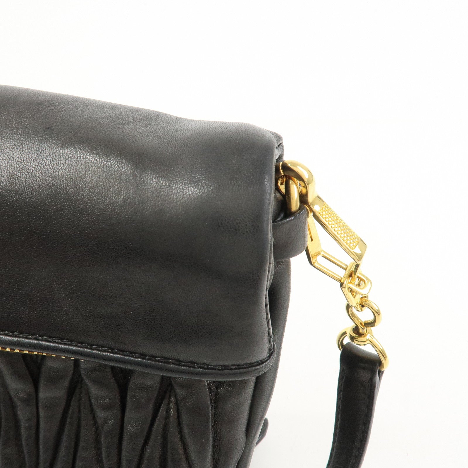 MIU MIU Matelasse Logo Leather Shoulder Bag Black RP0385
