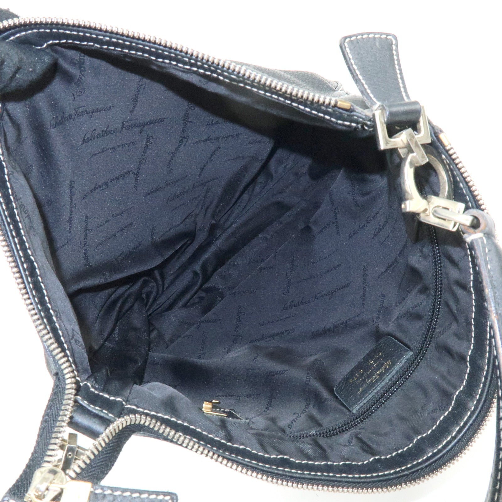Ferragamo Gancini Leather Shoulder Bag Hand Bag Black