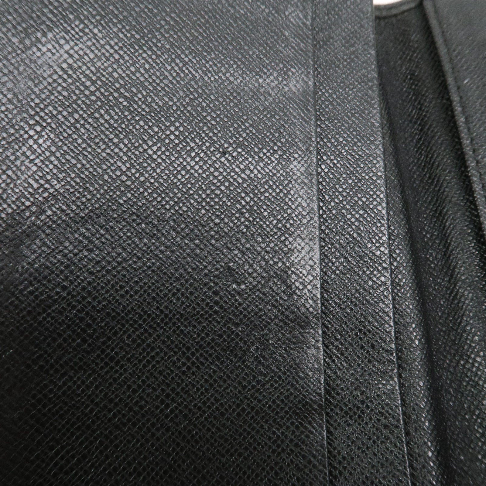 Louis Vuitton Taiga Porte Carte de Credit Yen Wallet Adoise M31002