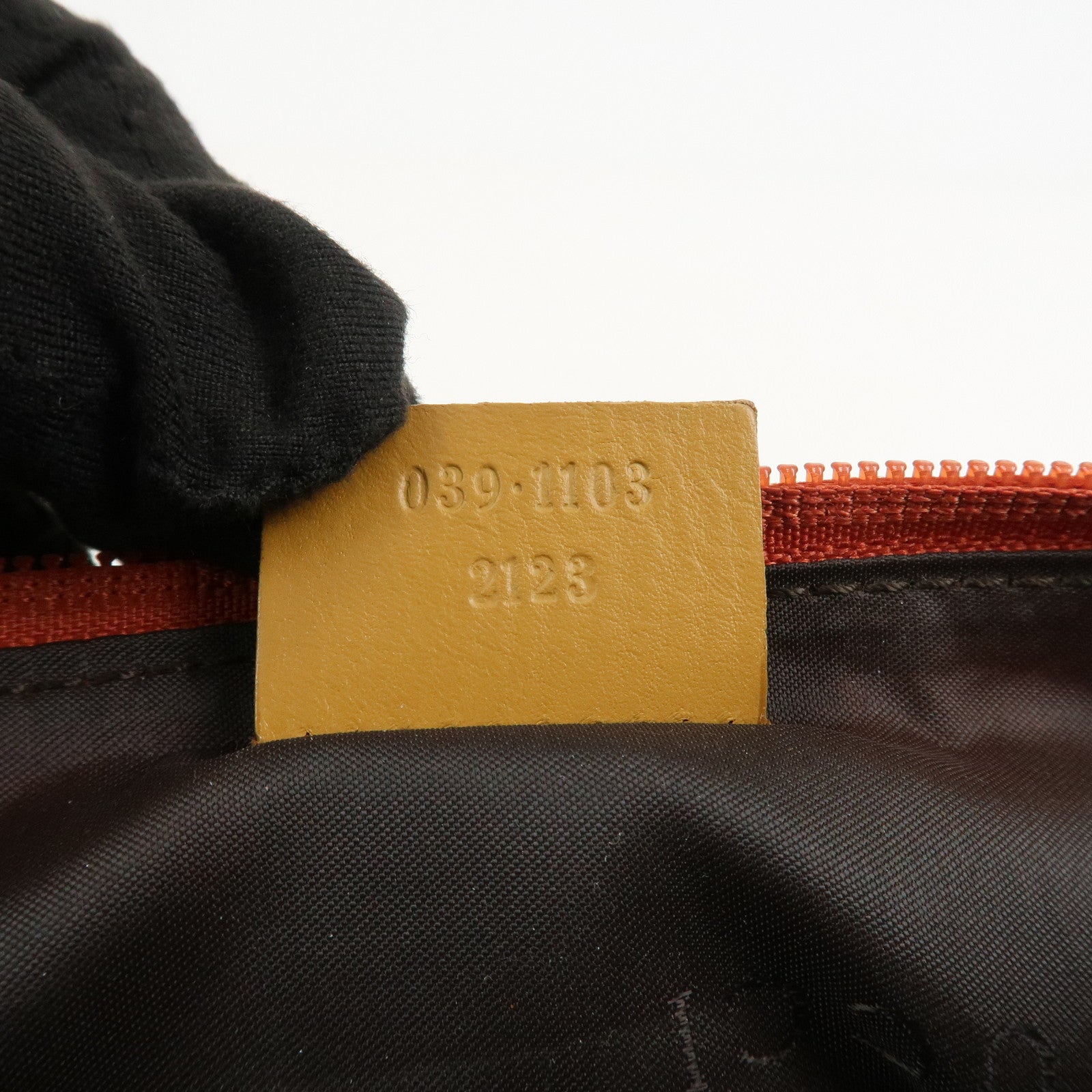 GUCCI Boat Bag Suede Leather Accessory Pouch Hand Bag 039.1103