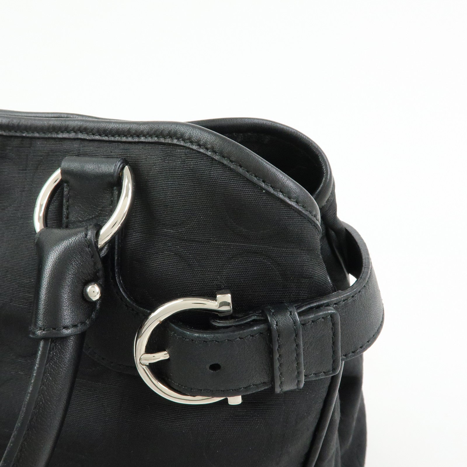 Ferragamo Ganchini Nylon Leather Shoulder Bag Hand Bag Black