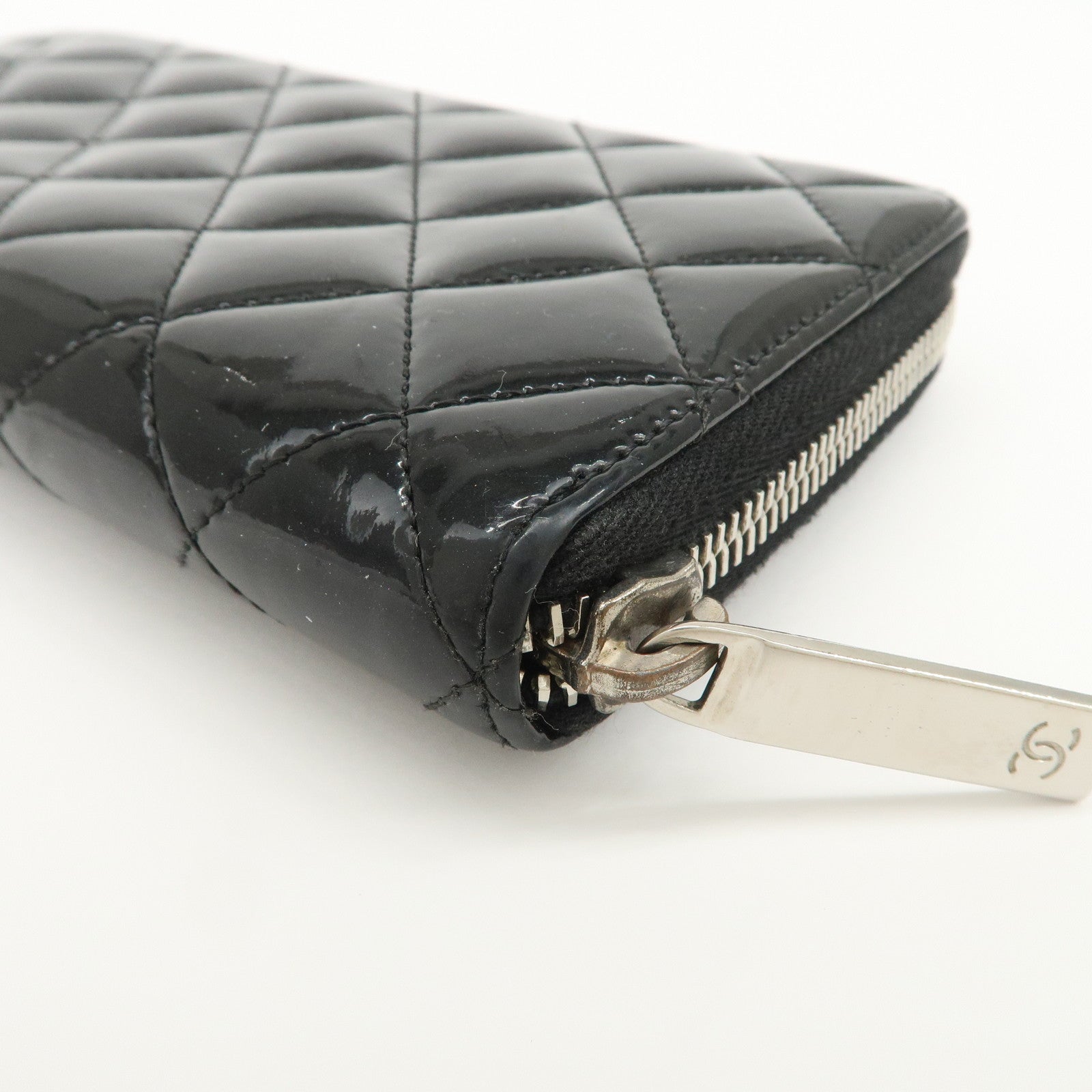 CHANEL COCO Mark Brilliant Matelasse Zippy Long Wallet Black A50106