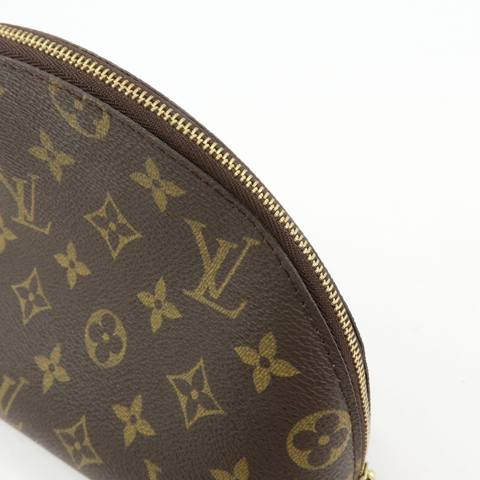 Louis Vuitton Monogram Trousse Demi Ronde Cosmetic Pouch M47520