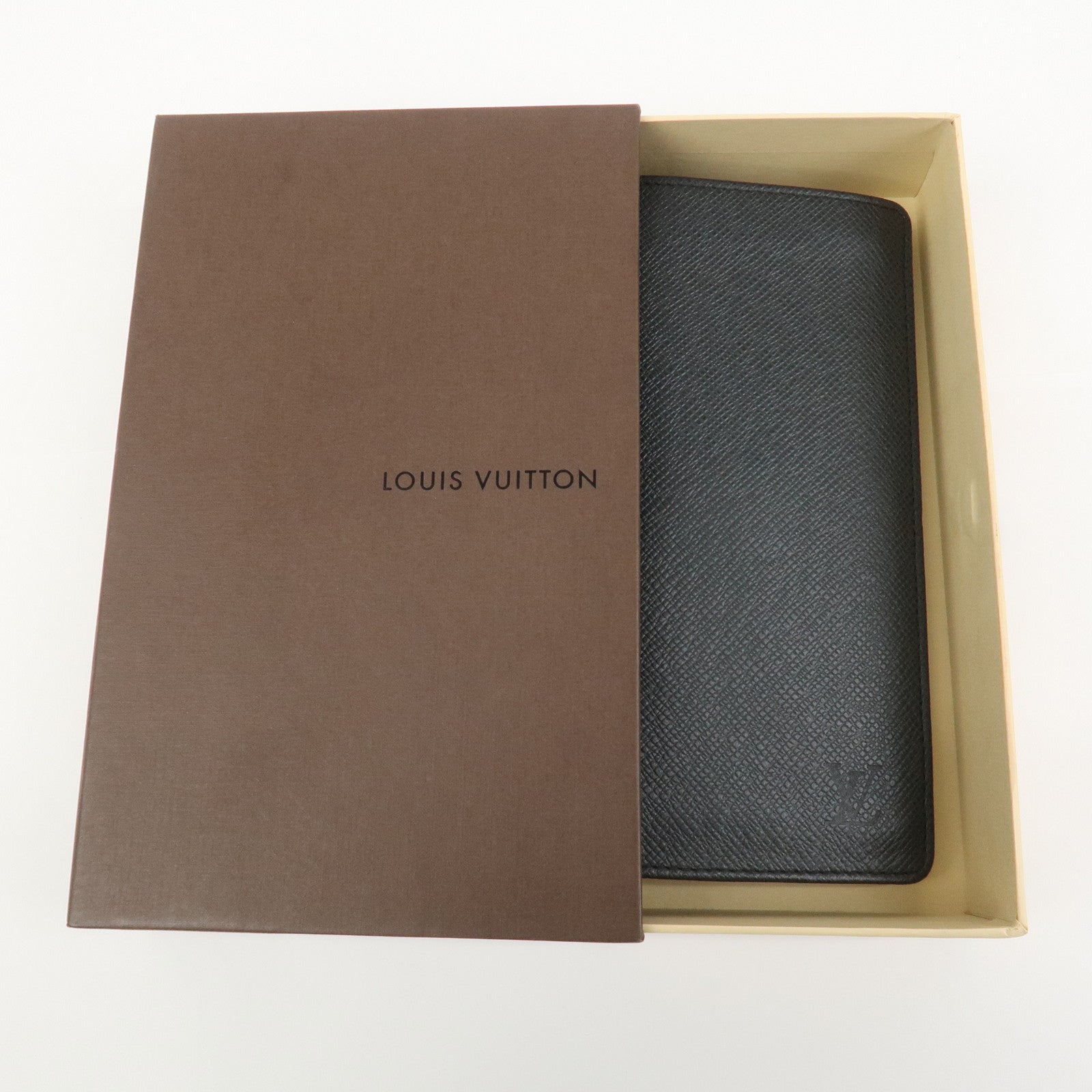 Louis Vuitton Taiga Portefeuille Brazza Bi-fold Long Wallet M30501