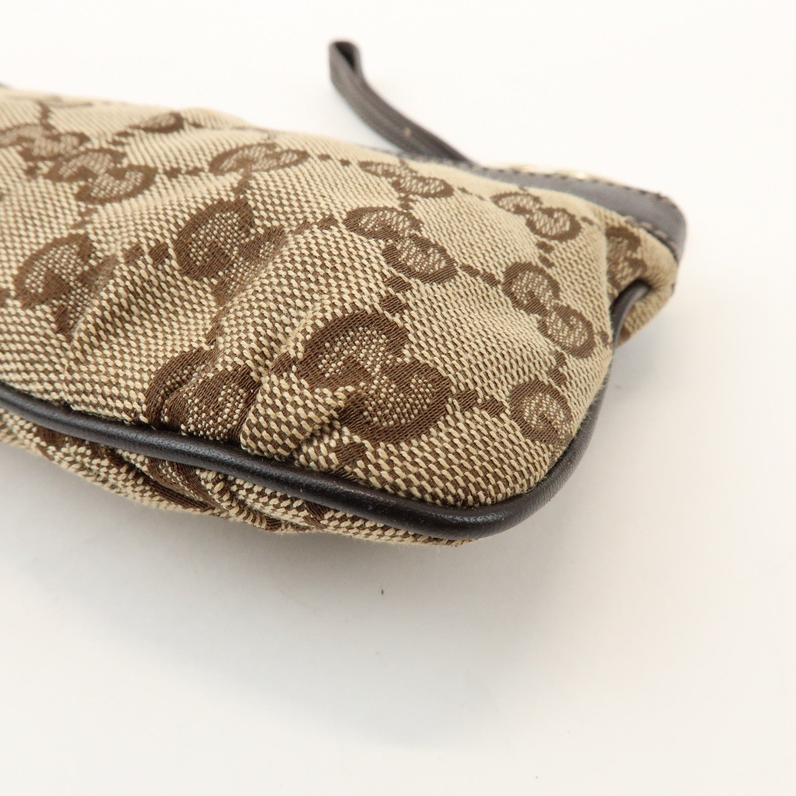 GUCCI Interlocking G GG Canvas Leather Pouch Wristlet Bag 212203