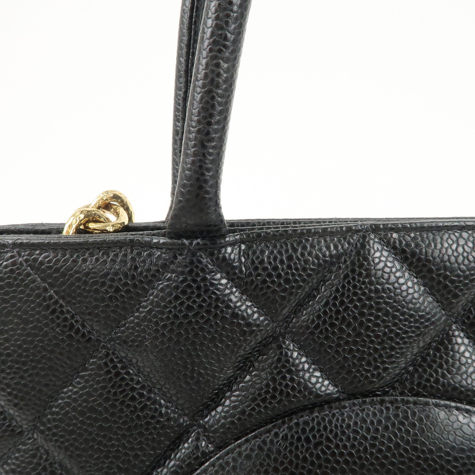 CHANEL Matelasse Caviarskin Medalion Tote Bag Hand Bag Black A01804 Used