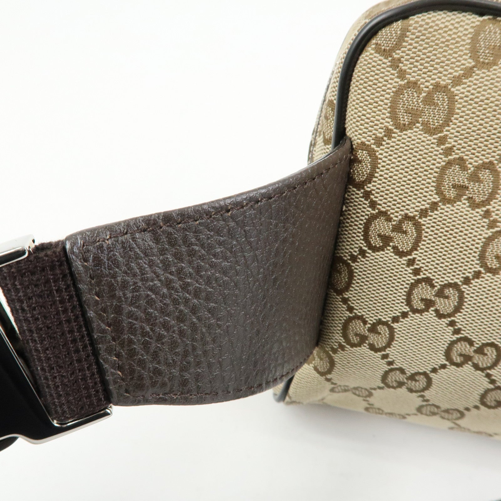 GUCCI GG Canvas Leather Waist Pouch Body Bag Crossbody Bag 449174