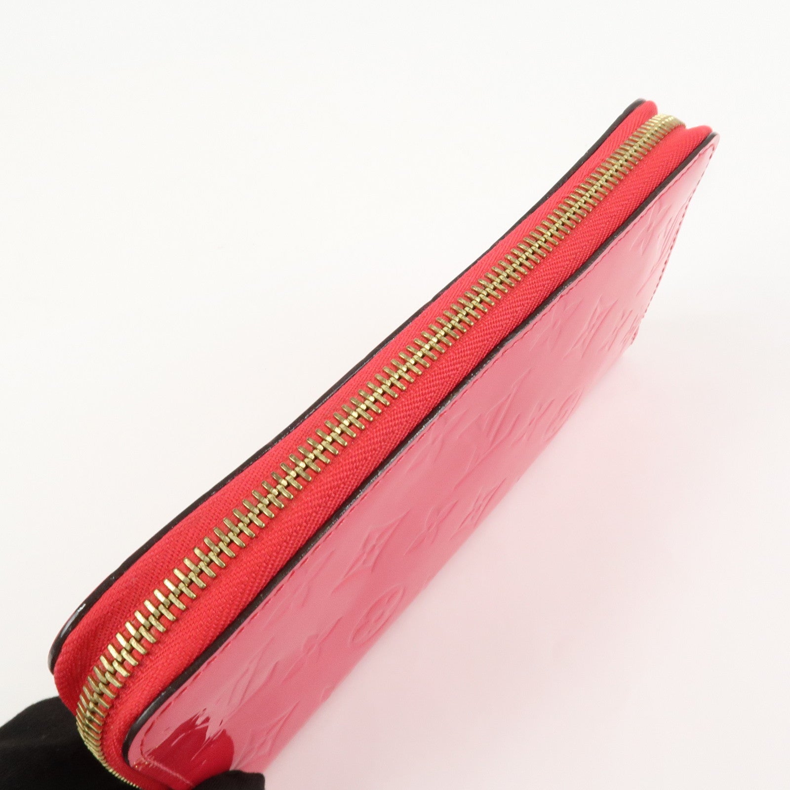 Louis Vuitton Monogram Vernis Round Zippy Wallet Hot Pink M93058