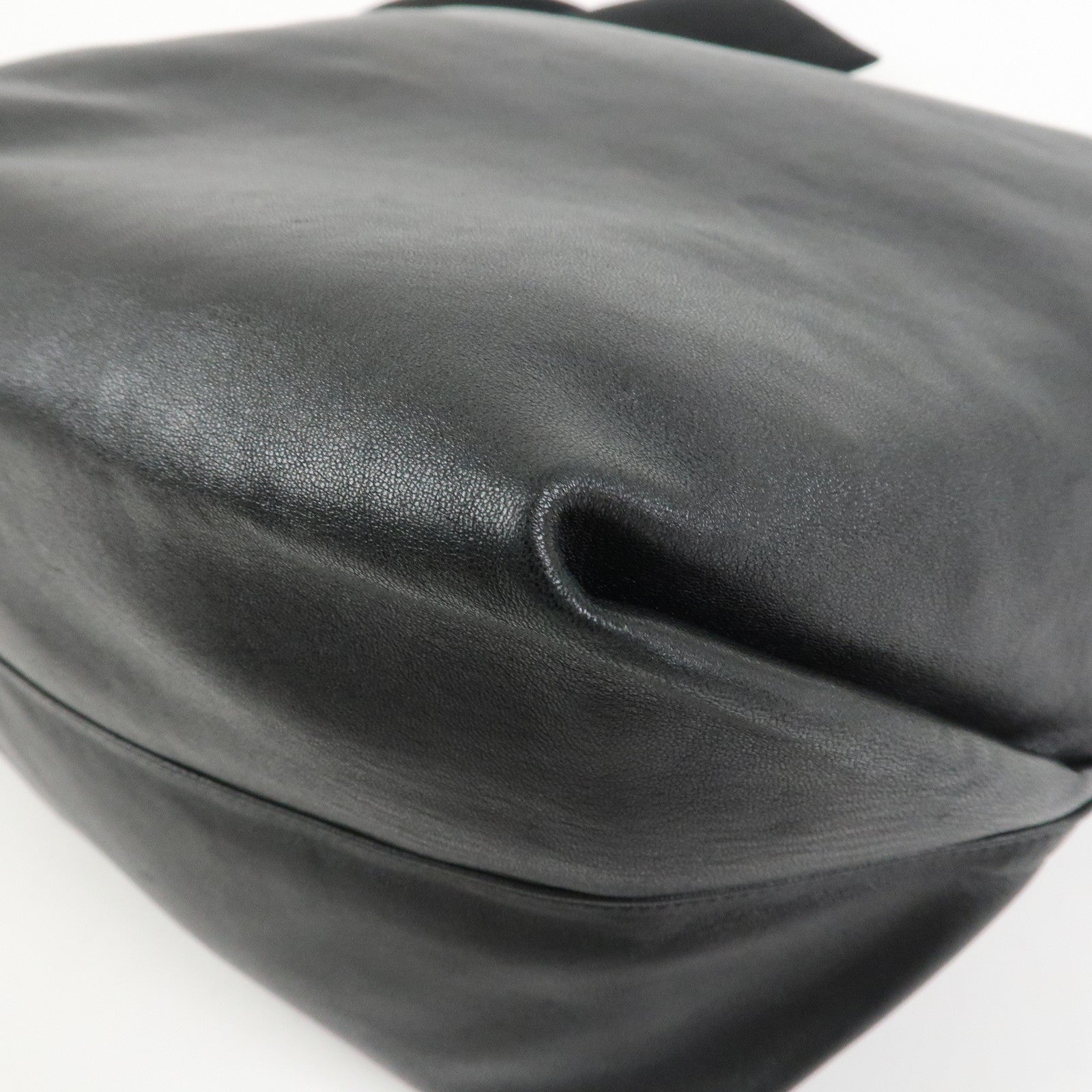 SAINT LAURENT PARIS TEDDY Lamb Skin Shoulder Bag Black 538447