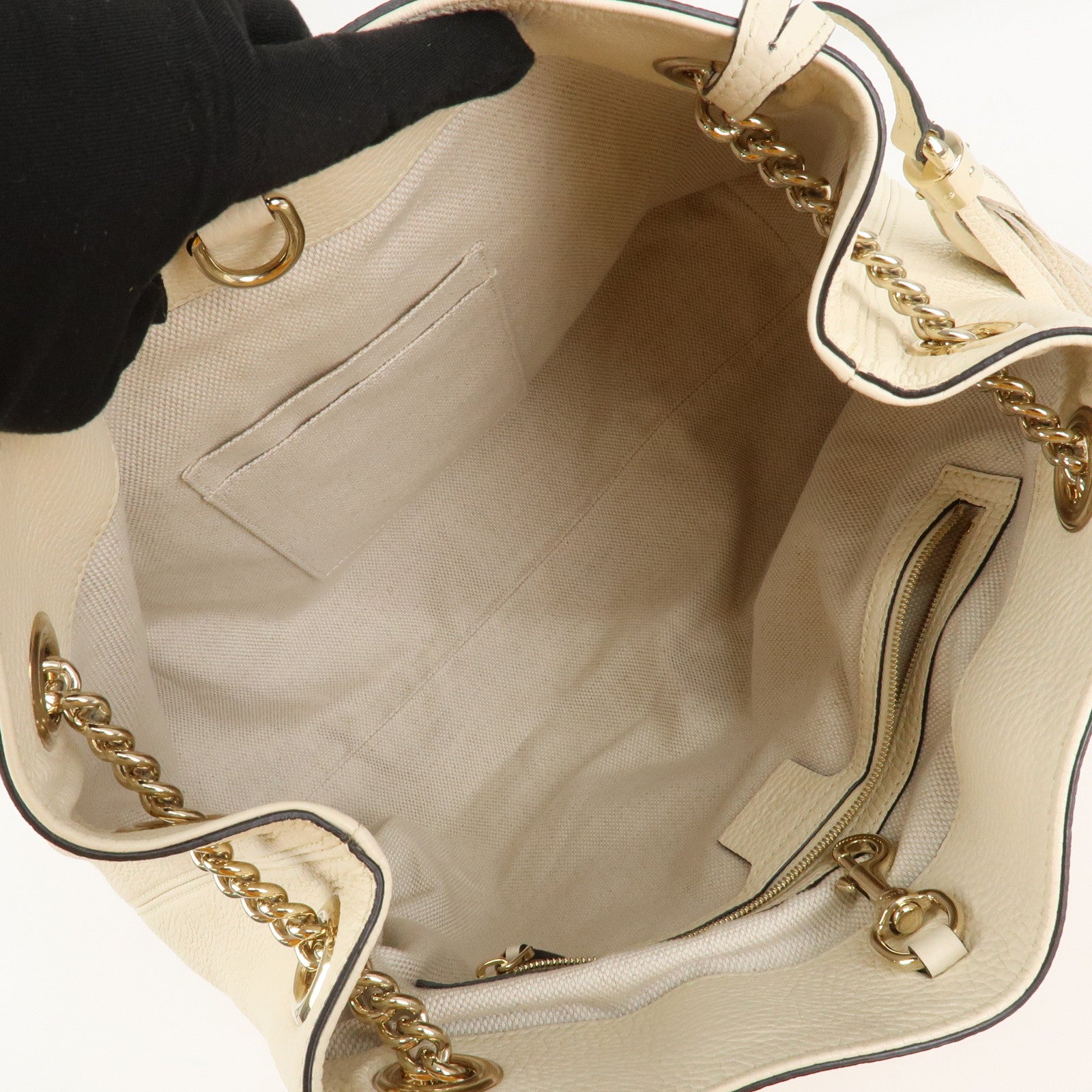 GUCCI SOHO Interlocking G Leather Chain Shoulder Bag White 536196