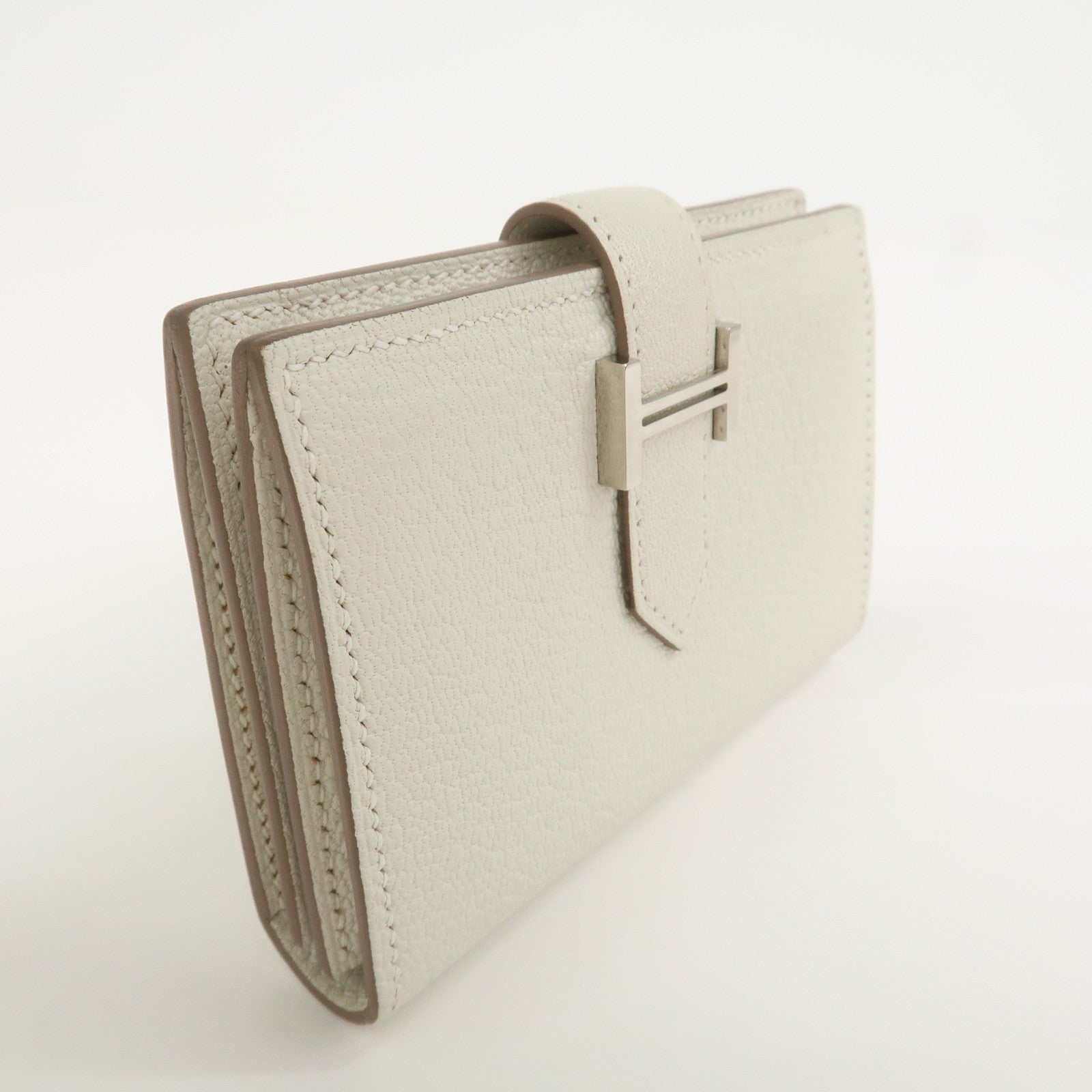 HERMES Bearn Chevre B Stamped Card Case Card Holder Craie