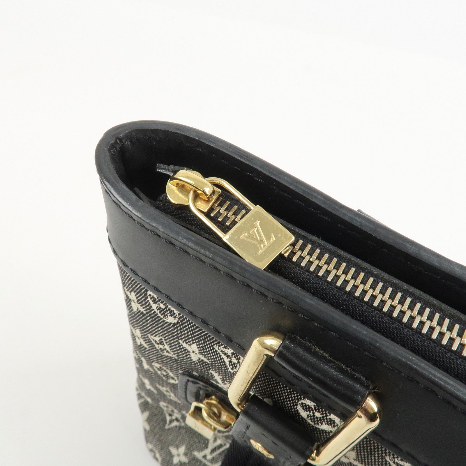 Louis Vuitton Monogram Mini Lucille PM Hand Bag Noir M92684