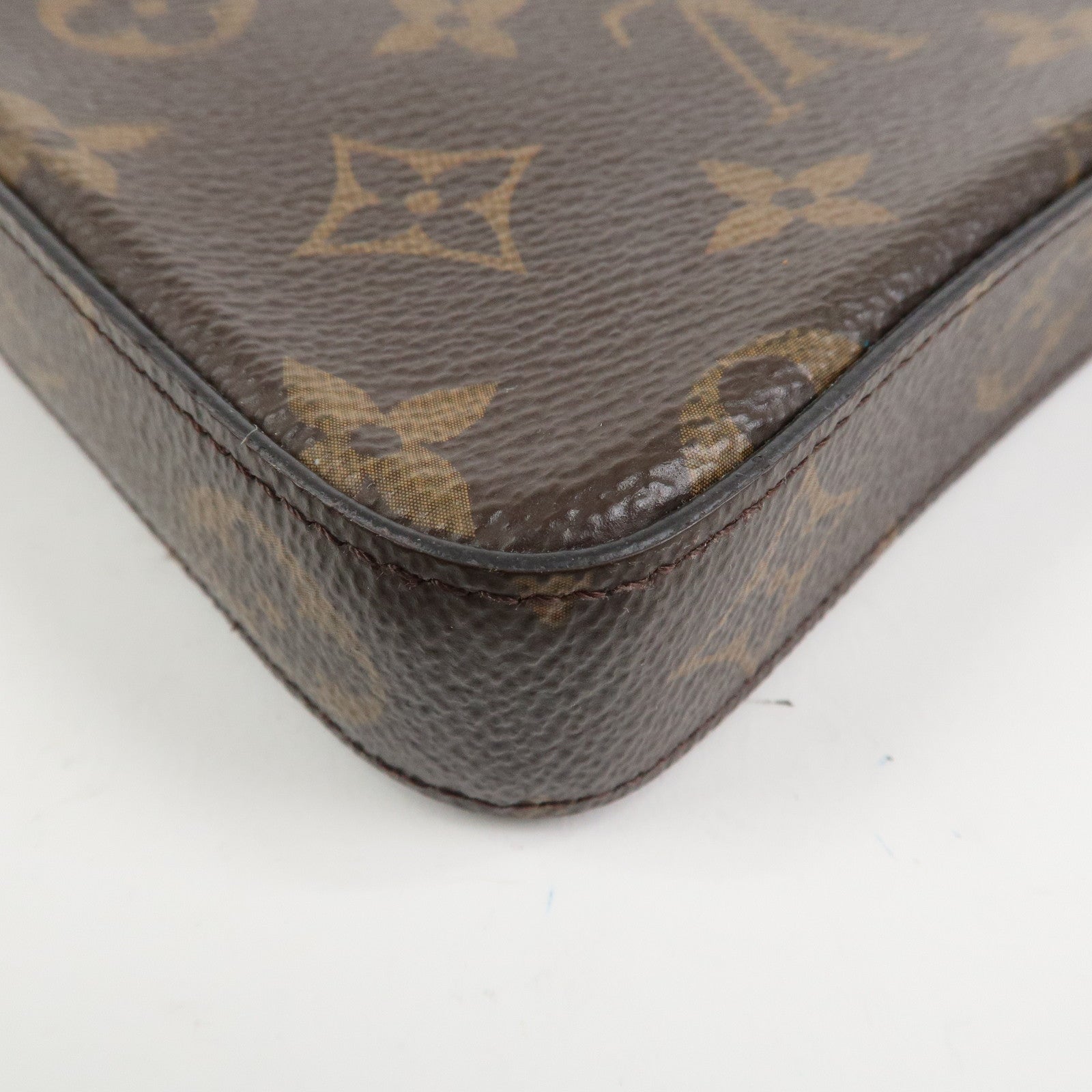 Louis Vuitton Monogram Pochette Felicie Shoulder Bag Brown M61276