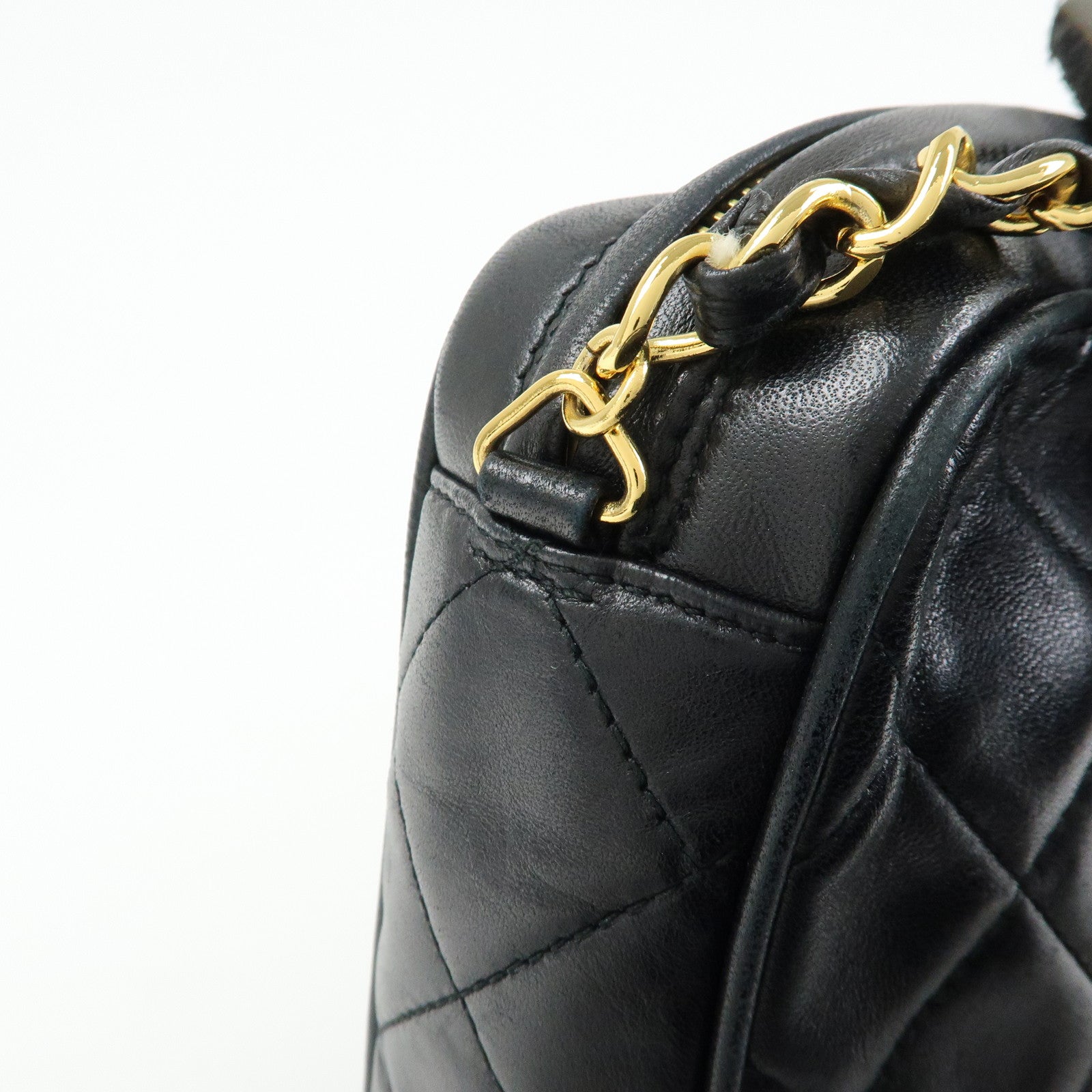 CHANEL Matelasse Lambskin Chain Shoulder Bag Crossbody Bag Black