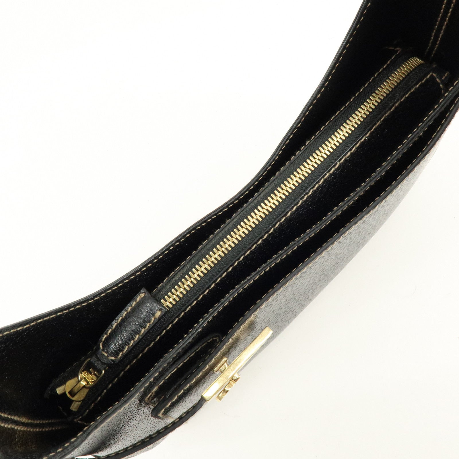 Ferragamo Gancini Leather Shoulder Bag Hand Bag Black