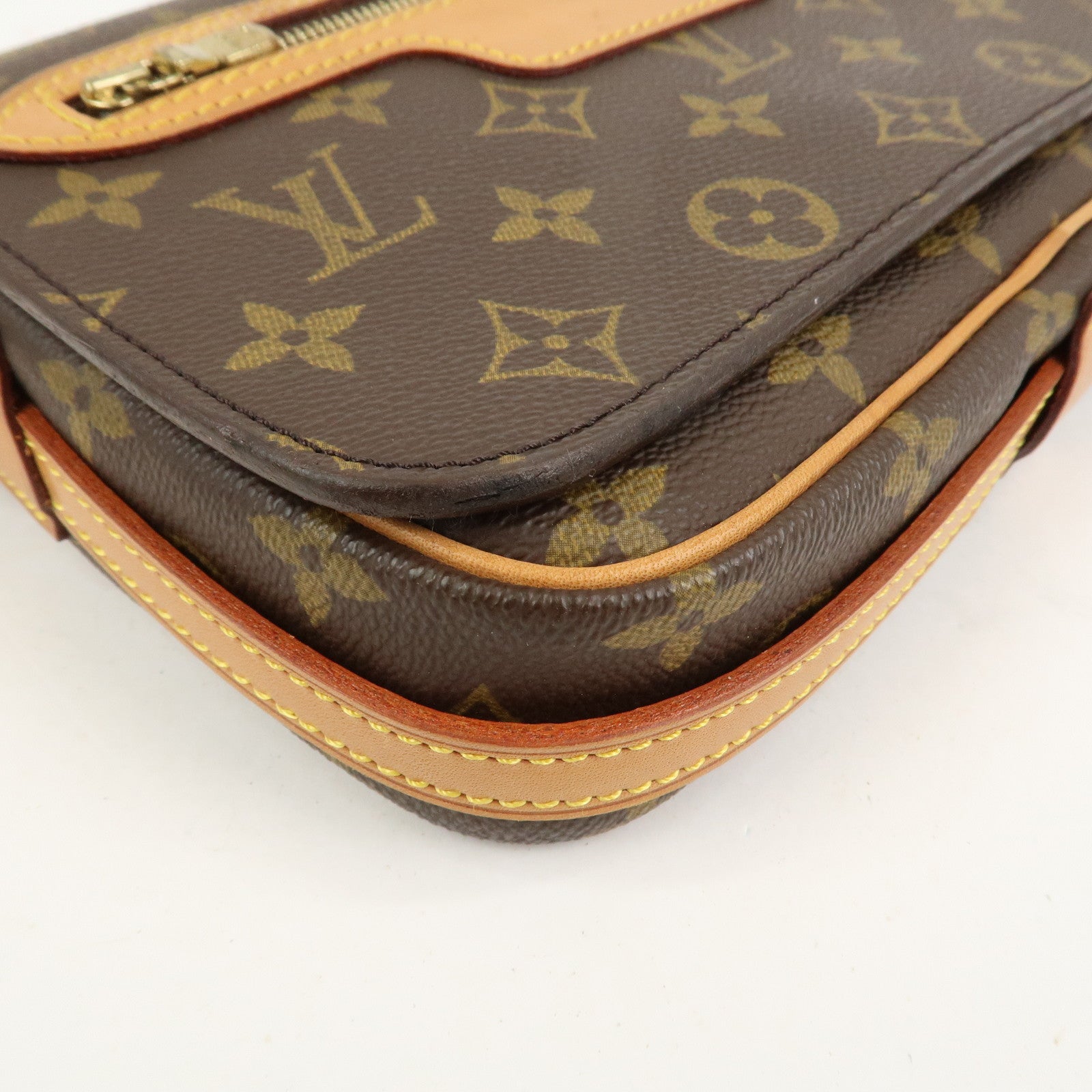 Louis Vuitton Monogram Canvas Saint Germain 24 Shoulder Bag M51210