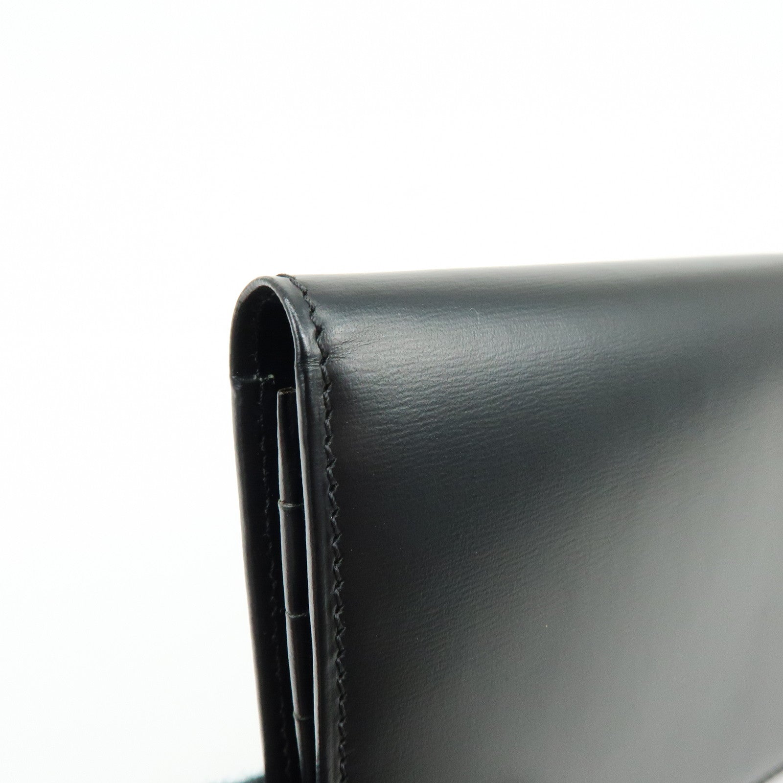 Cartier Pasha Leather Bi-fold Long Wallet Continental Wallet Black
