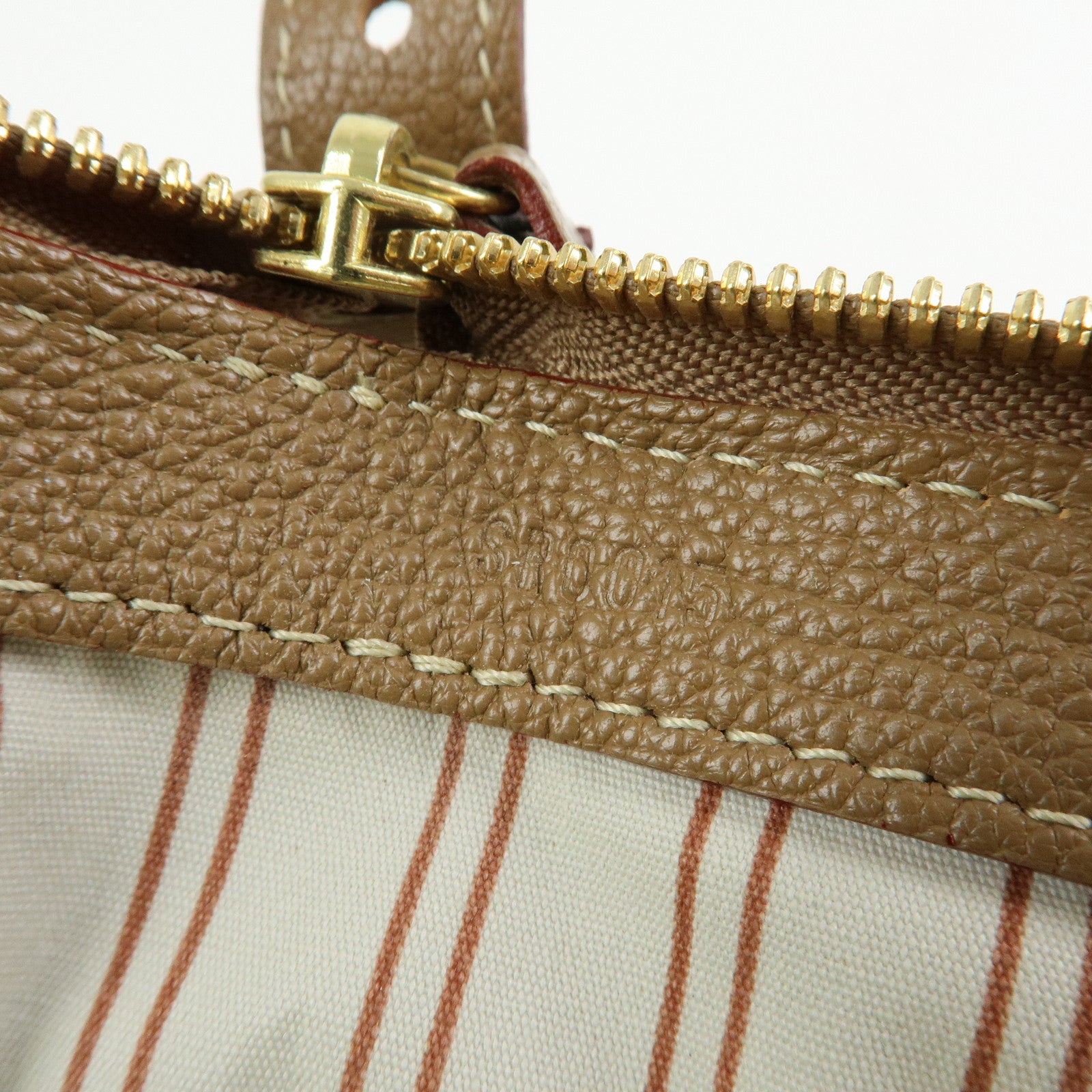 Louis Vuitton Toile Trianon Sac de Nuit MM Canvas Hand Bag M48826