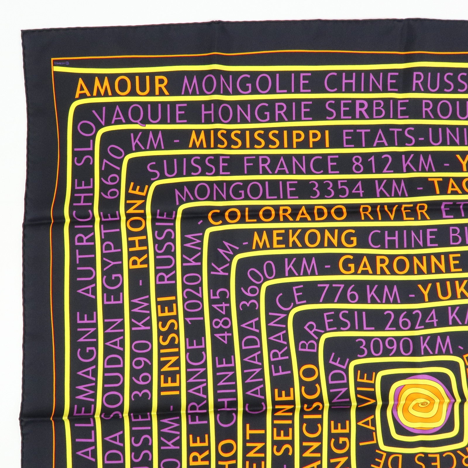 HERMES Carre 90 Silk 100% Scarf  LES SOURCES DE LA VIE