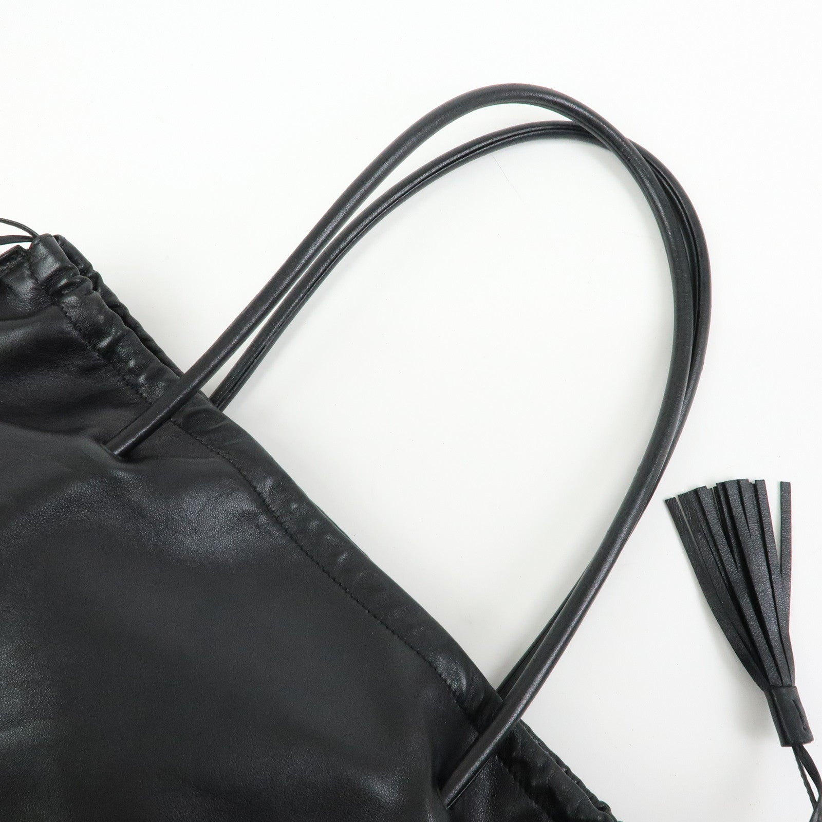 GUCCI Nappa Leather Tassel Tote Shoulder Bag Black 001・4331・001998