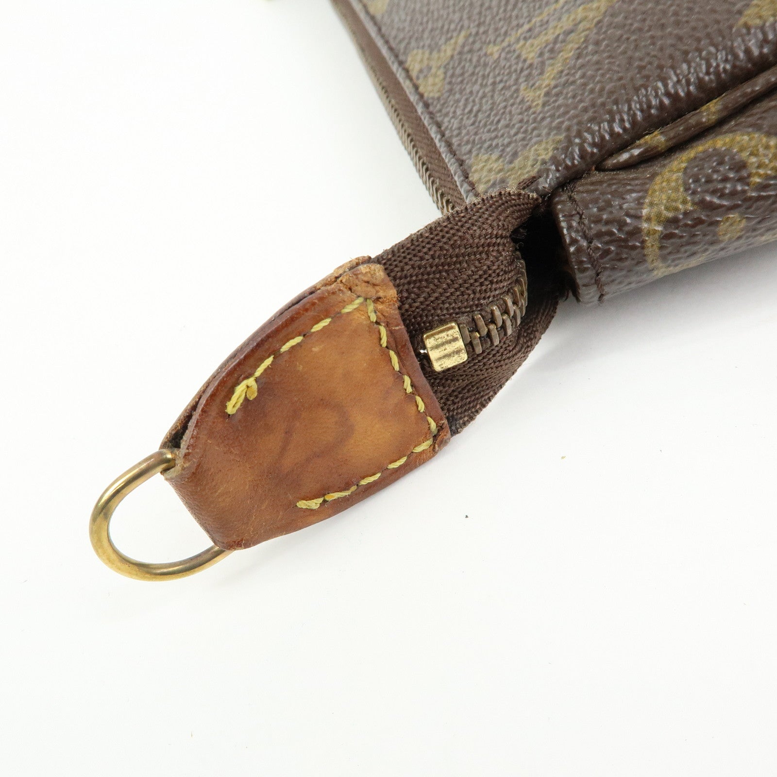 Louis Vuitton Monogram Pochette Accessoires Pouch Hand Bag M51980