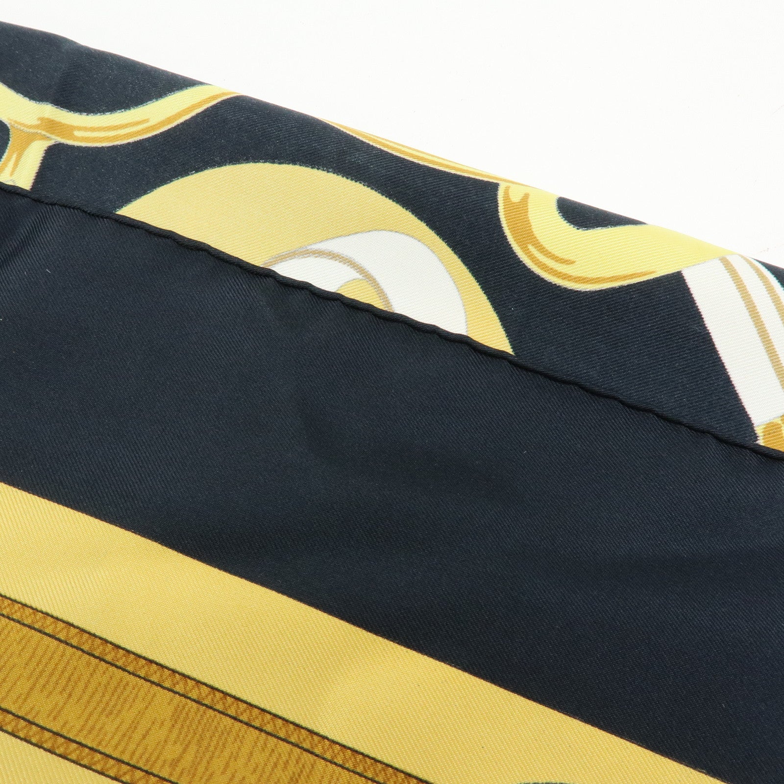 HERMES Carre 90 Silk 100% Eperon d'or Scarf White Navy