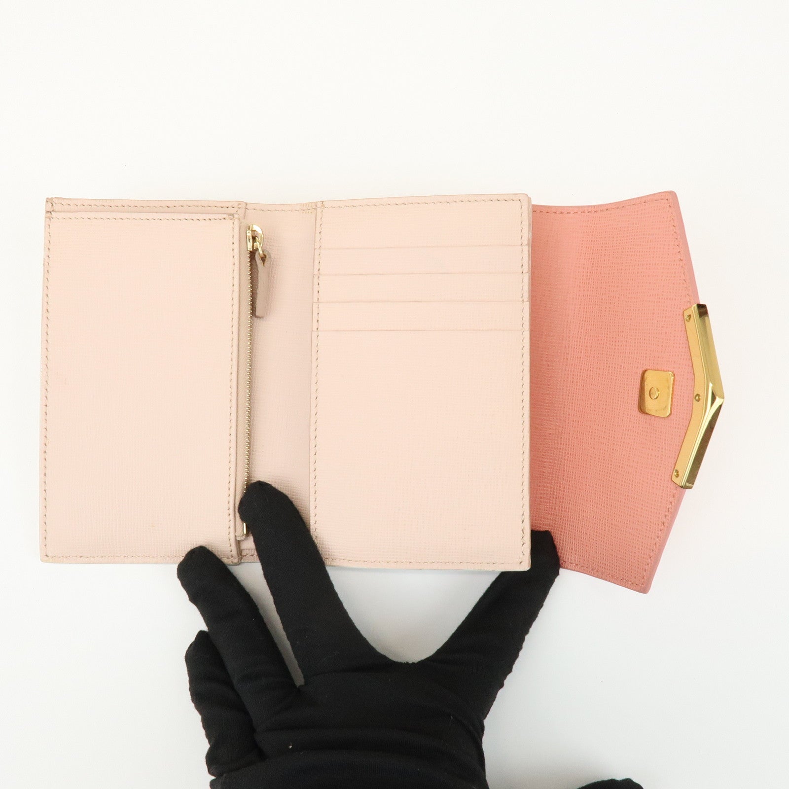 FENDI Leather Bicolor Bi-fold Compact Wallet White LightPink 8M0352