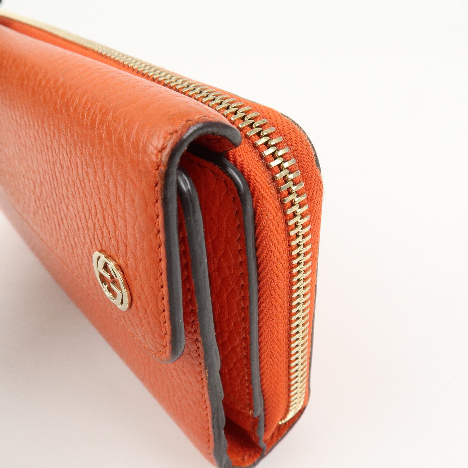 GUCCI Interlocking G Leather Flap Round Zippy Long Wallet 449397