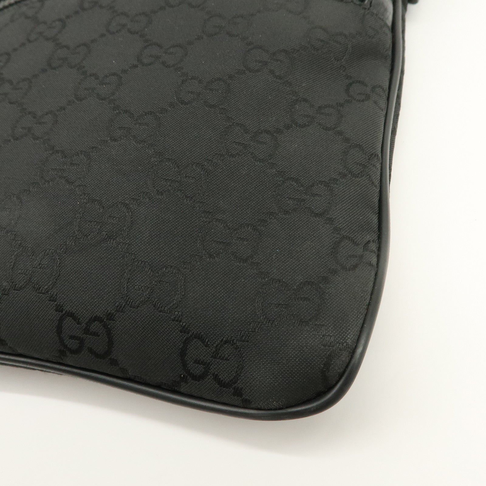GUCCI GG Nylon Leather Shoulder Bag Crossbody Bag Black 449183