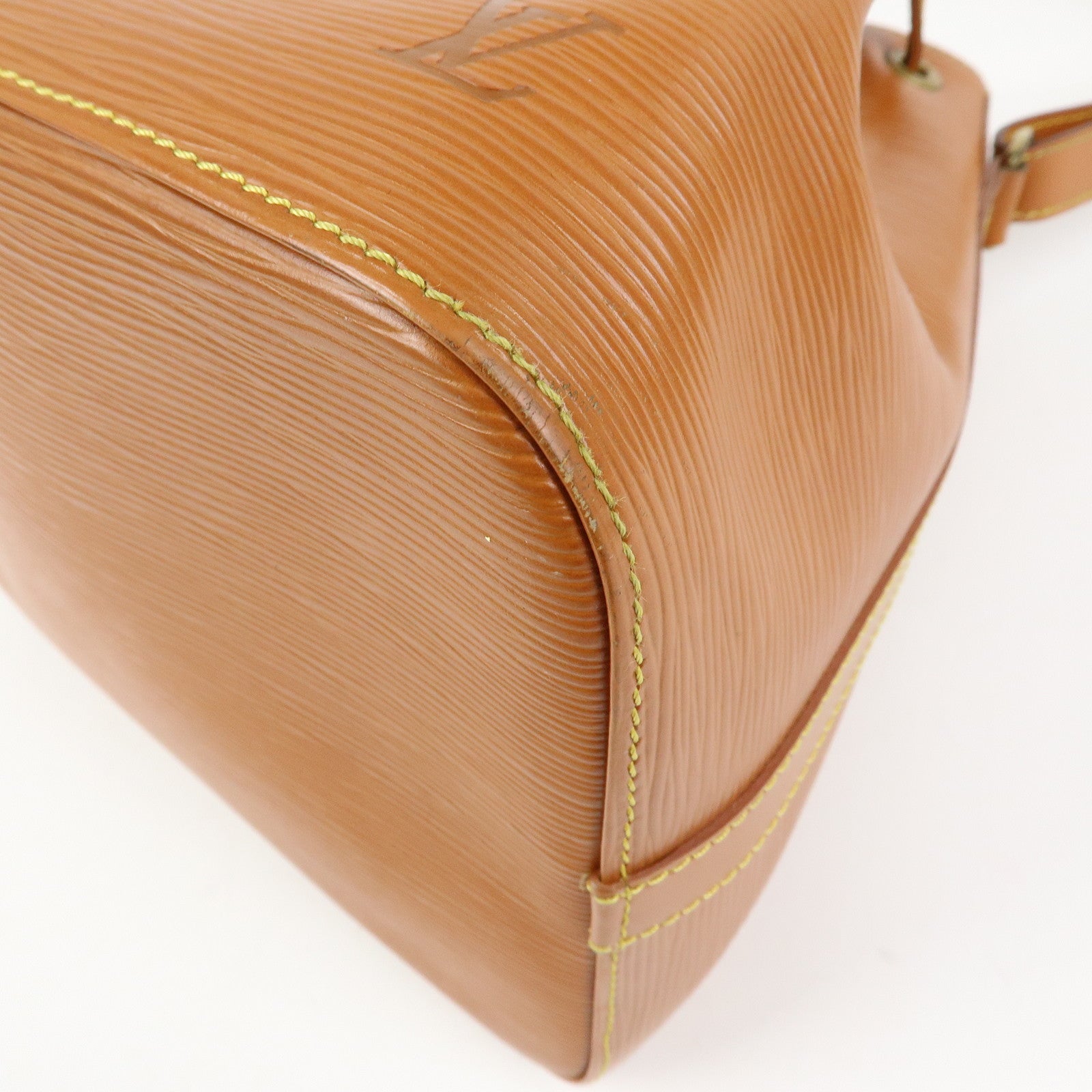 Louis Vuitton Epi Leather Petit Noe Shoulder Bag Zipang Gold M44108