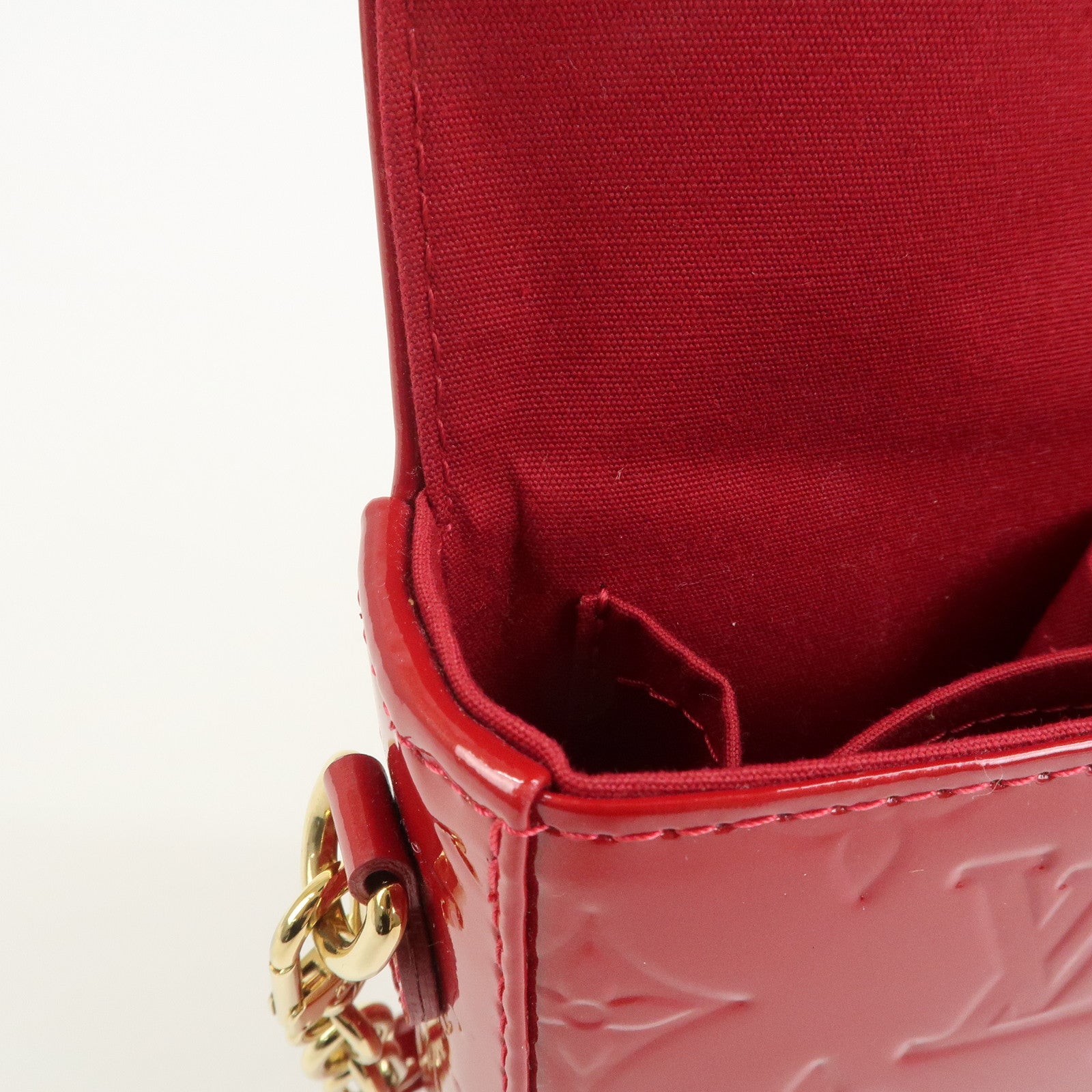 Louis Vuitton Monogram Vernis Rodeo Drive Shoulder Bag Red M93599