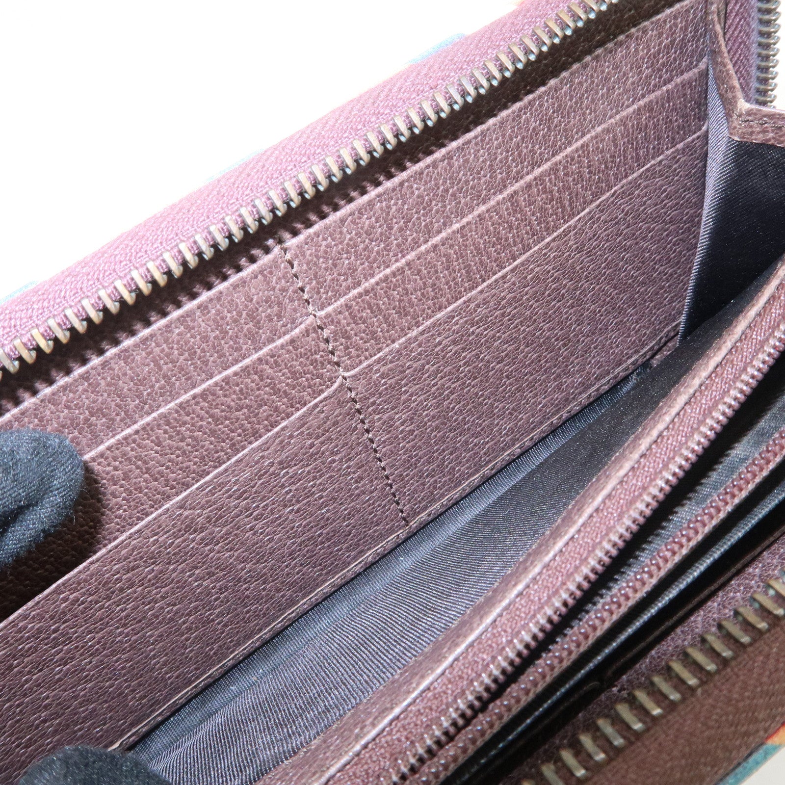 GUCCI GG Supreme Courier Round Zippy Long Wallet Beige 473909