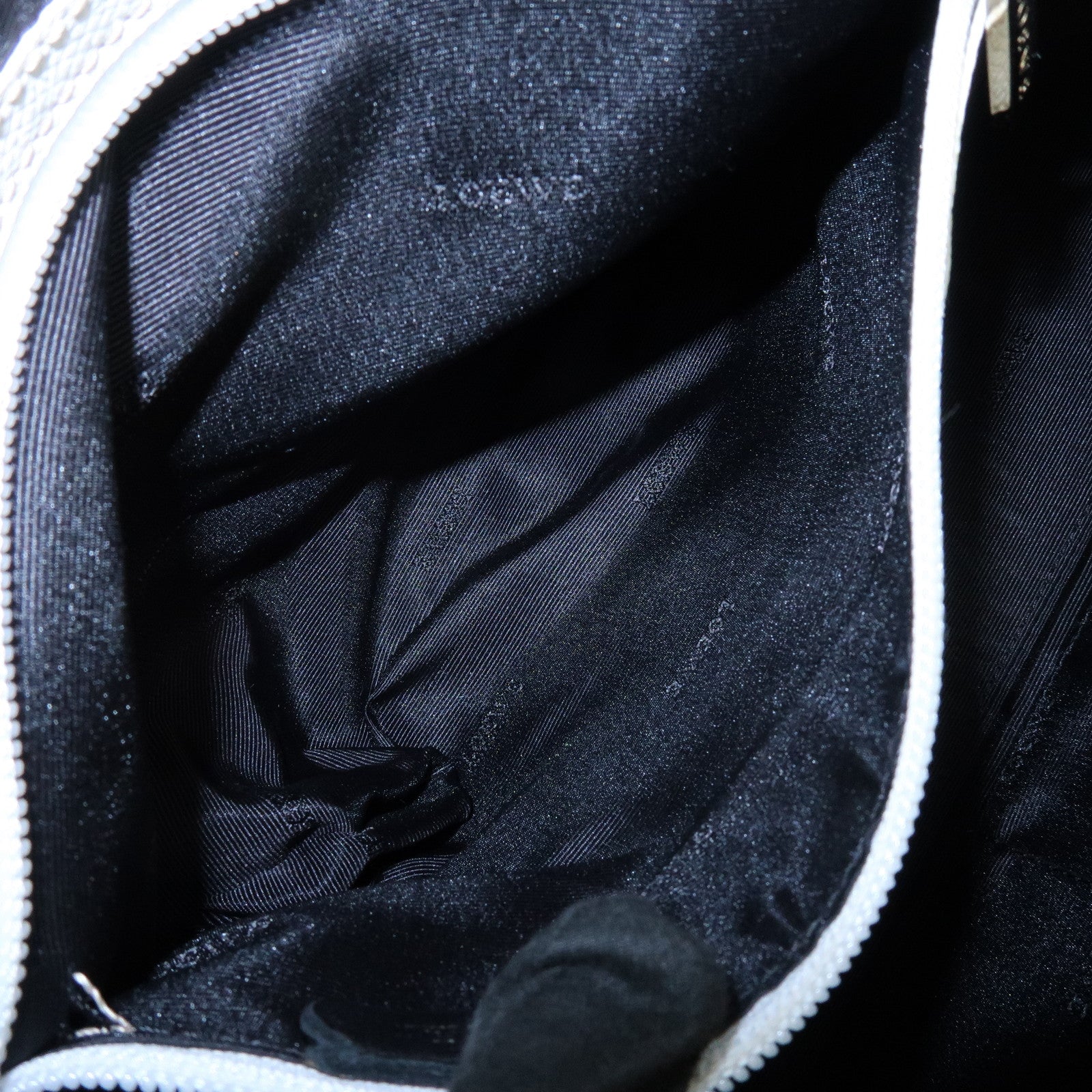 LOEWE Logo Side Pocket Leather Boston Bag Hand Bag White